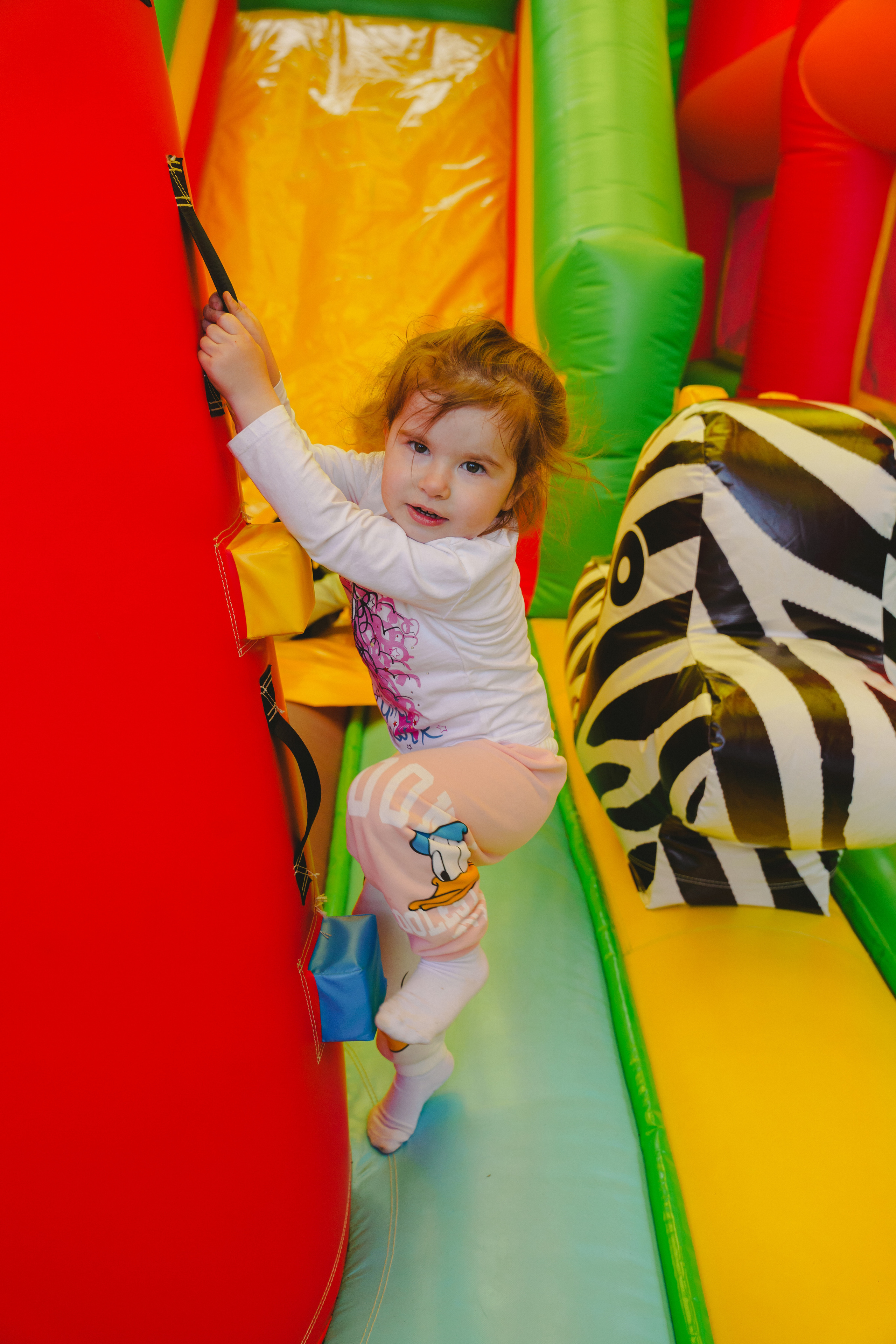 Открытие парка аттракционов «Галактика развлечений». Фотограф в детский сад в Екатеринбурге, выпускные альбомы Юлия Умерова