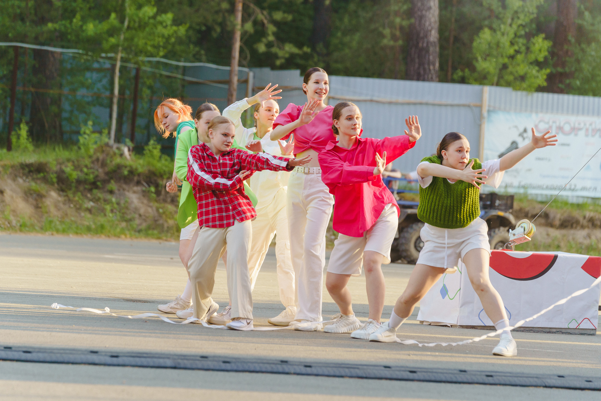 Юбилей БМАУ ДЗОЛ «Зарница». Фотограф в детский сад в Екатеринбурге, выпускные альбомы Юлия Умерова