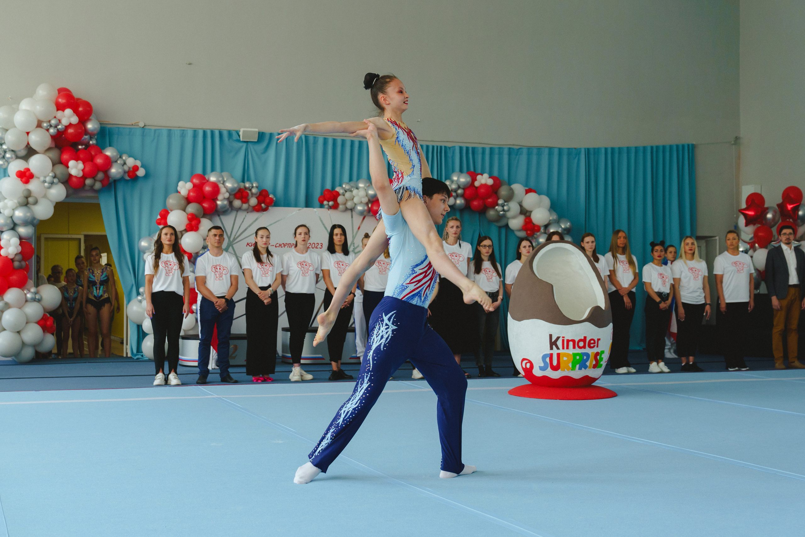 Межрегиональные соревнования по спортивной акробатике «Киндер Сюрприз». Фотограф в детский сад в Екатеринбурге, выпускные альбомы Юлия Умерова