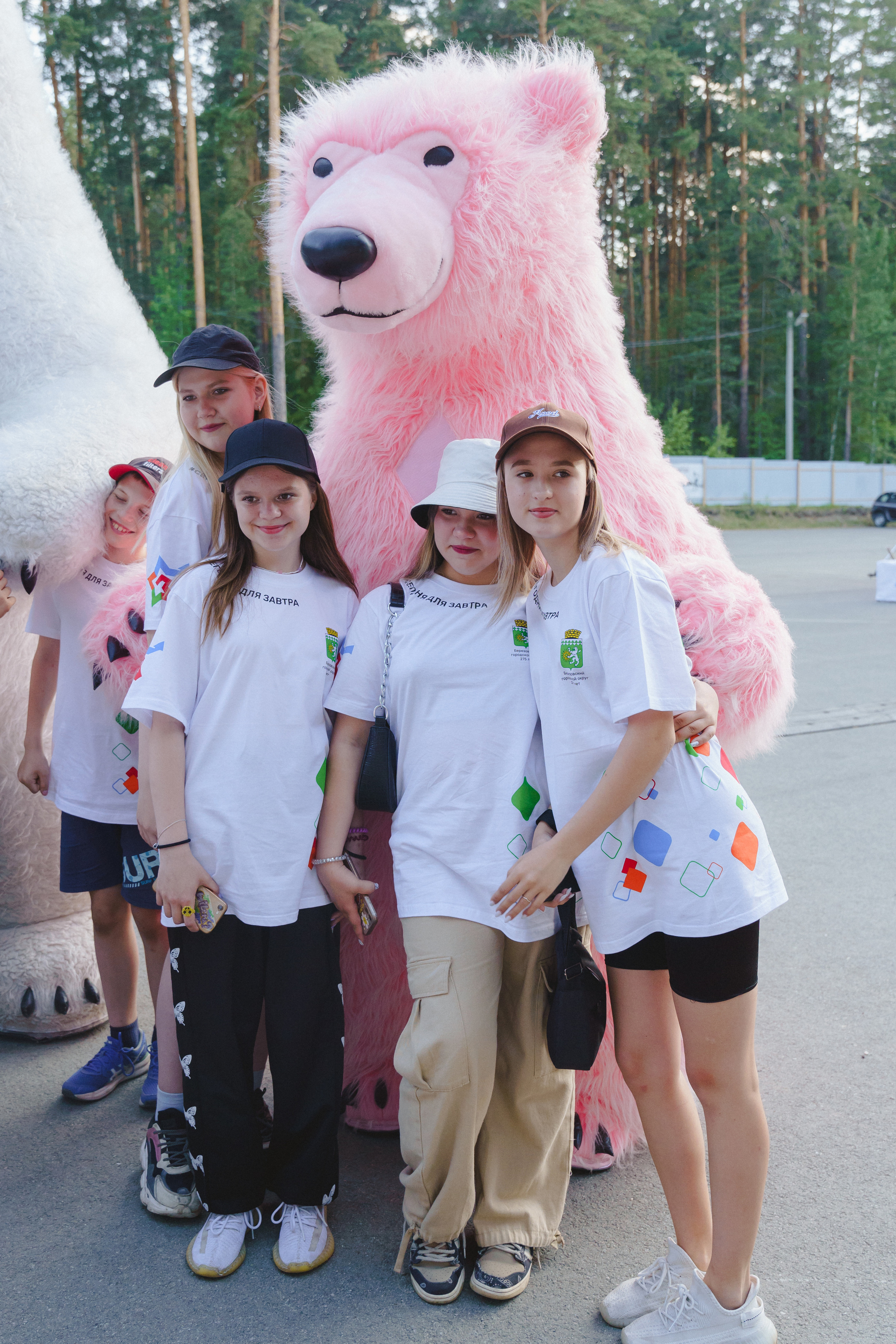 Юбилей БМАУ ДЗОЛ «Зарница». Фотограф в детский сад в Екатеринбурге, выпускные альбомы Юлия Умерова