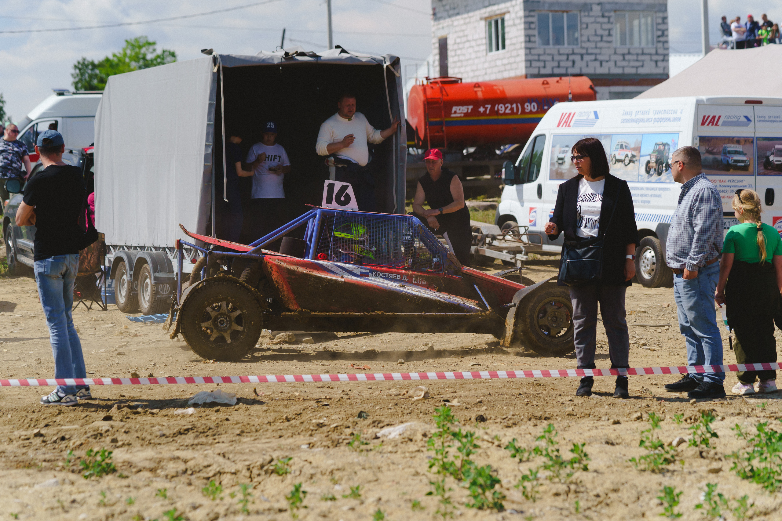 Автокросс Березовский. Фотограф Камиль Умеров. Фотограф в детский сад в Екатеринбурге, выпускные альбомы Юлия Умерова