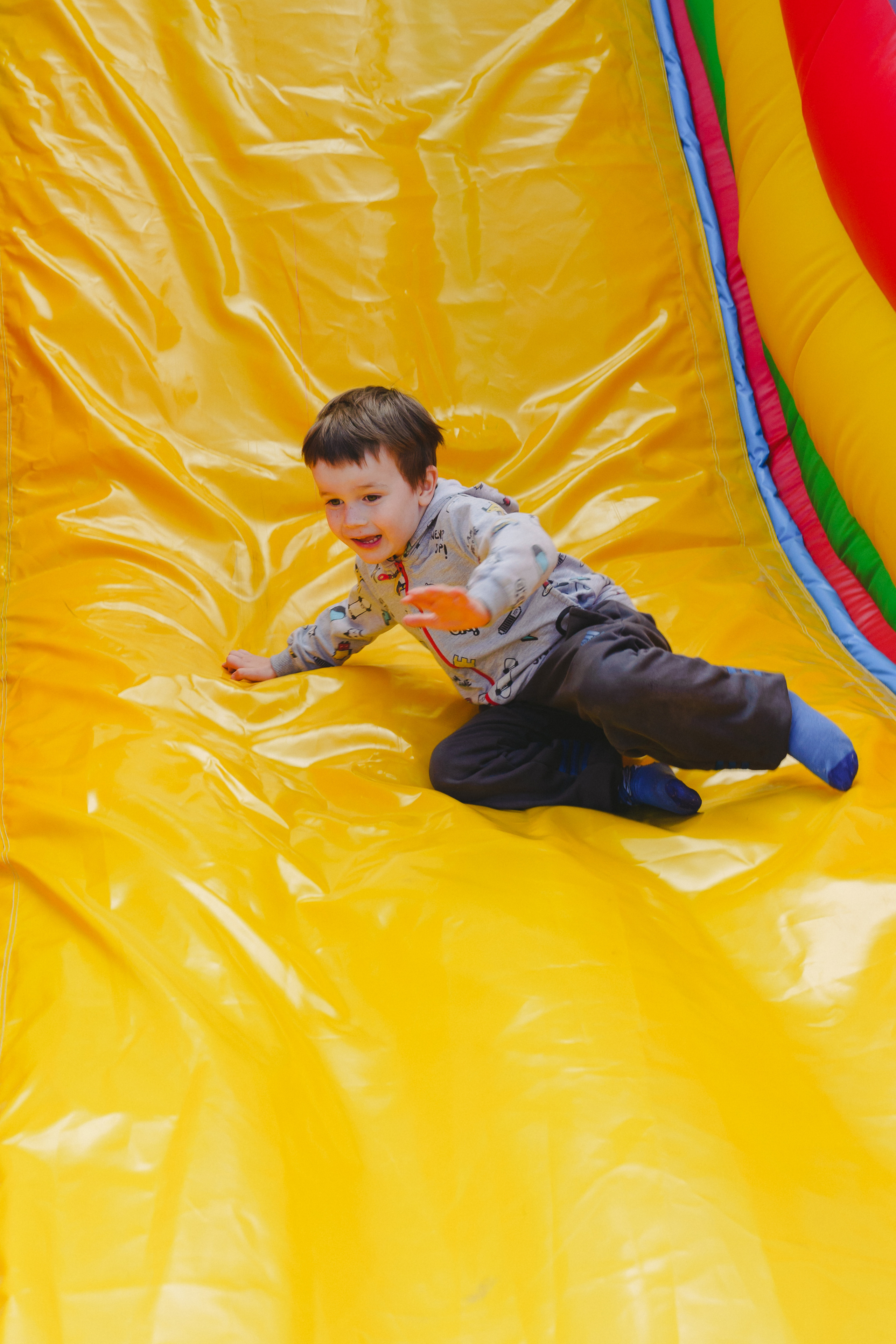 Открытие парка аттракционов «Галактика развлечений». Фотограф в детский сад в Екатеринбурге, выпускные альбомы Юлия Умерова
