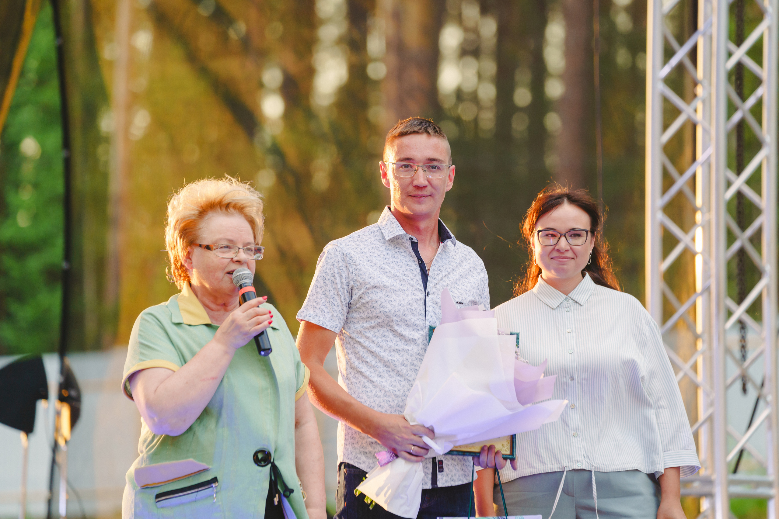 Юбилей БМАУ ДЗОЛ «Зарница». Фотограф в детский сад в Екатеринбурге, выпускные альбомы Юлия Умерова