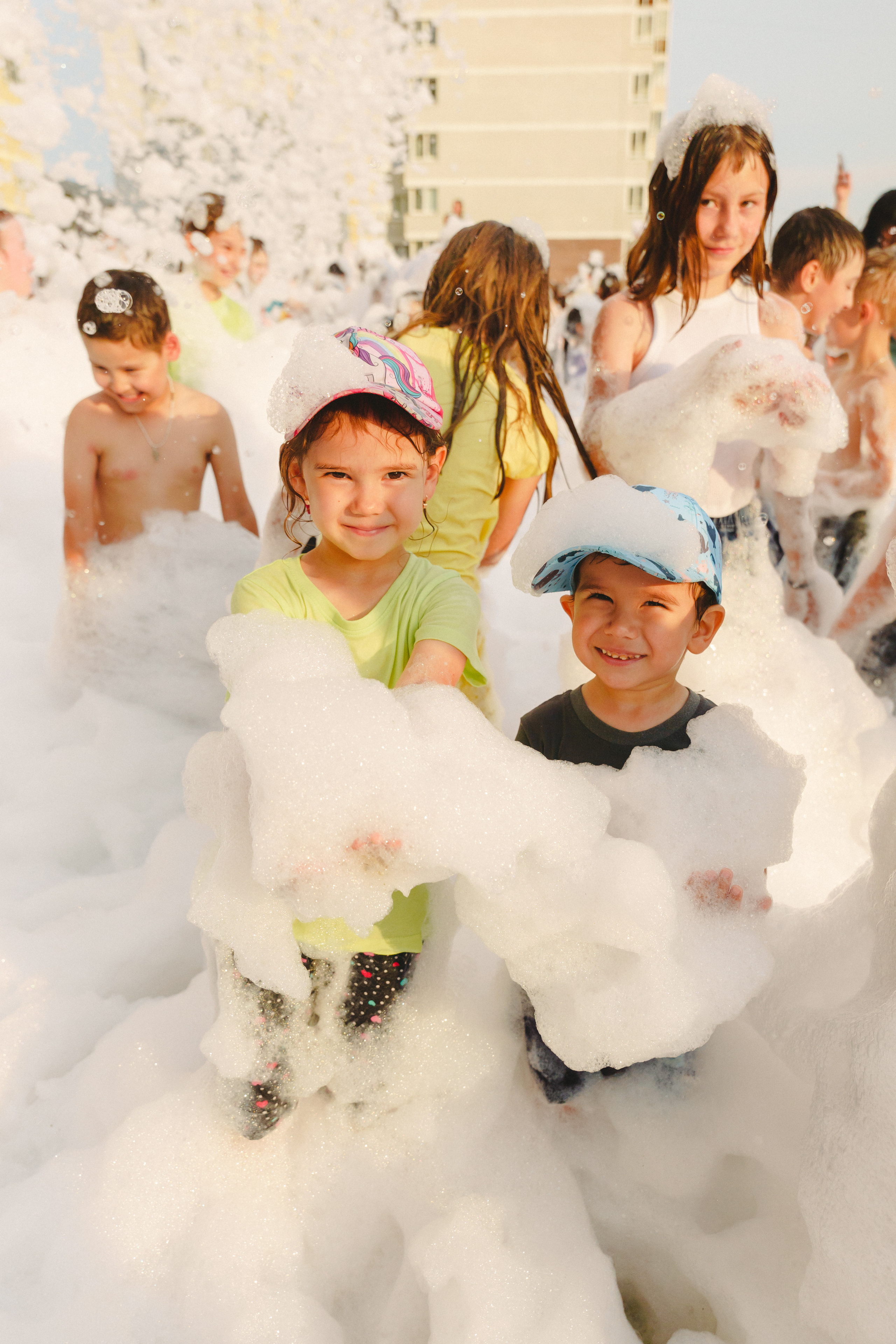 Пена — ПАТИ «Галактика развлечений» и «УК КОТ». Фотограф в детский сад в Екатеринбурге, выпускные альбомы Юлия Умерова