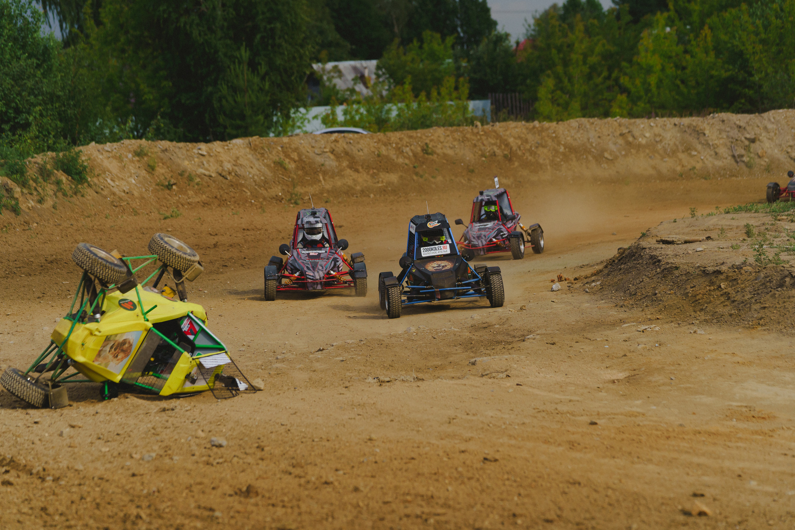 Автокросс Березовский. Фотограф Камиль Умеров. Фотограф в детский сад в Екатеринбурге, выпускные альбомы Юлия Умерова