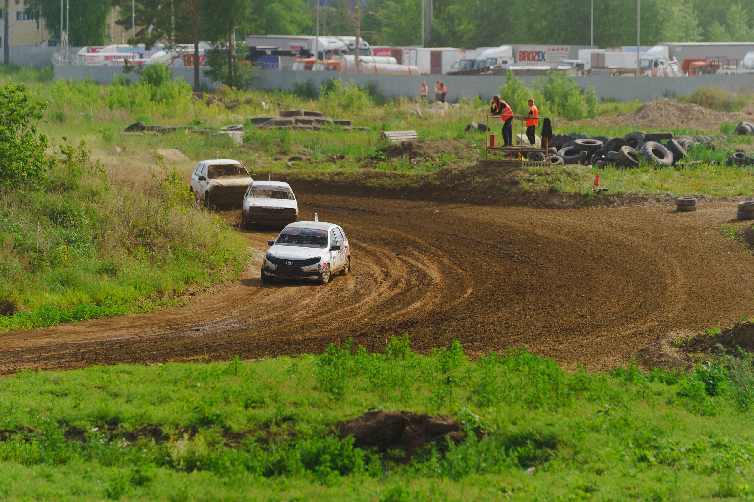 Автокросс Березовский. Фотограф Камиль Умеров. Фотограф в детский сад в Екатеринбурге, выпускные альбомы Юлия Умерова