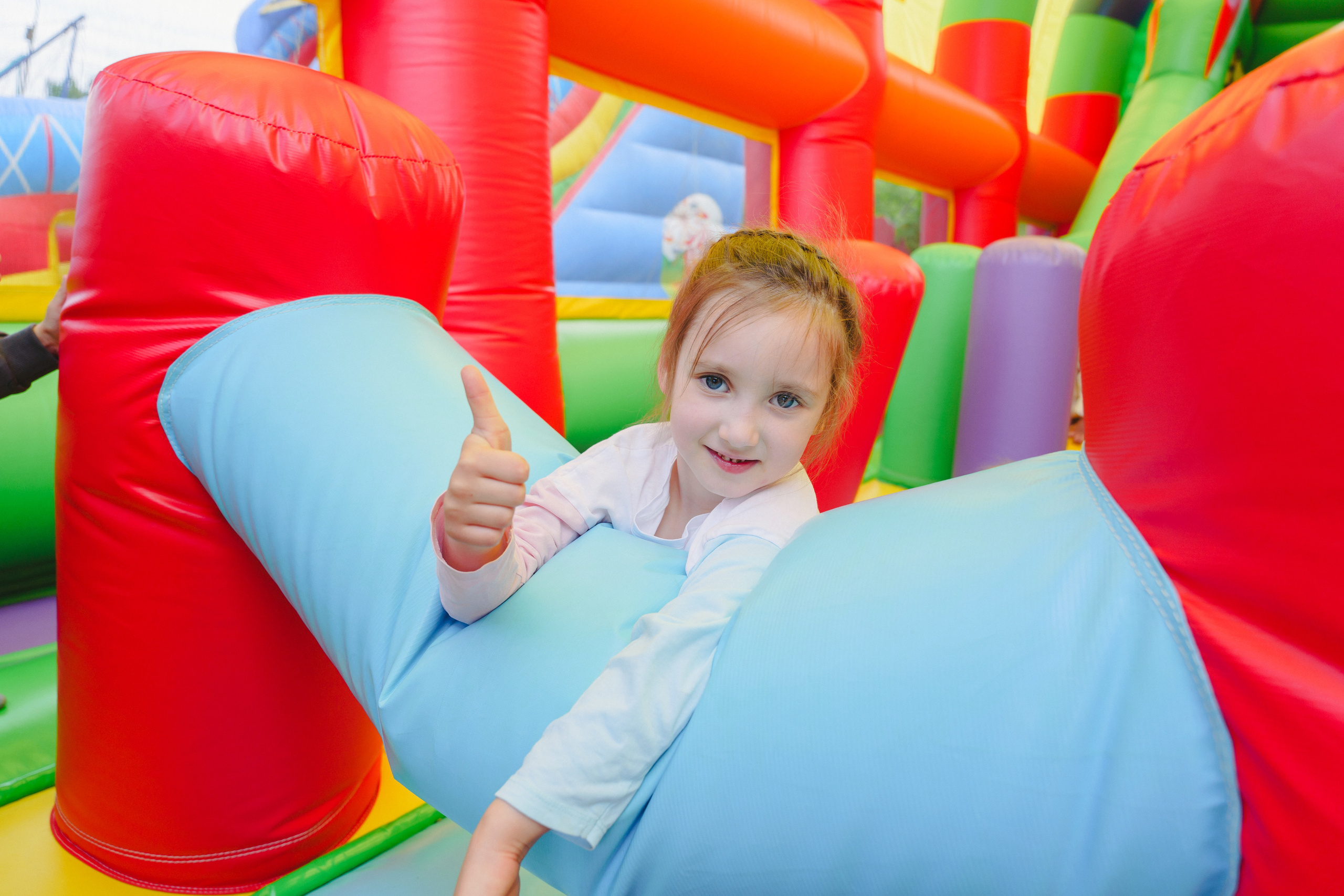 Открытие парка аттракционов «Галактика развлечений». Фотограф в детский сад в Екатеринбурге, выпускные альбомы Юлия Умерова