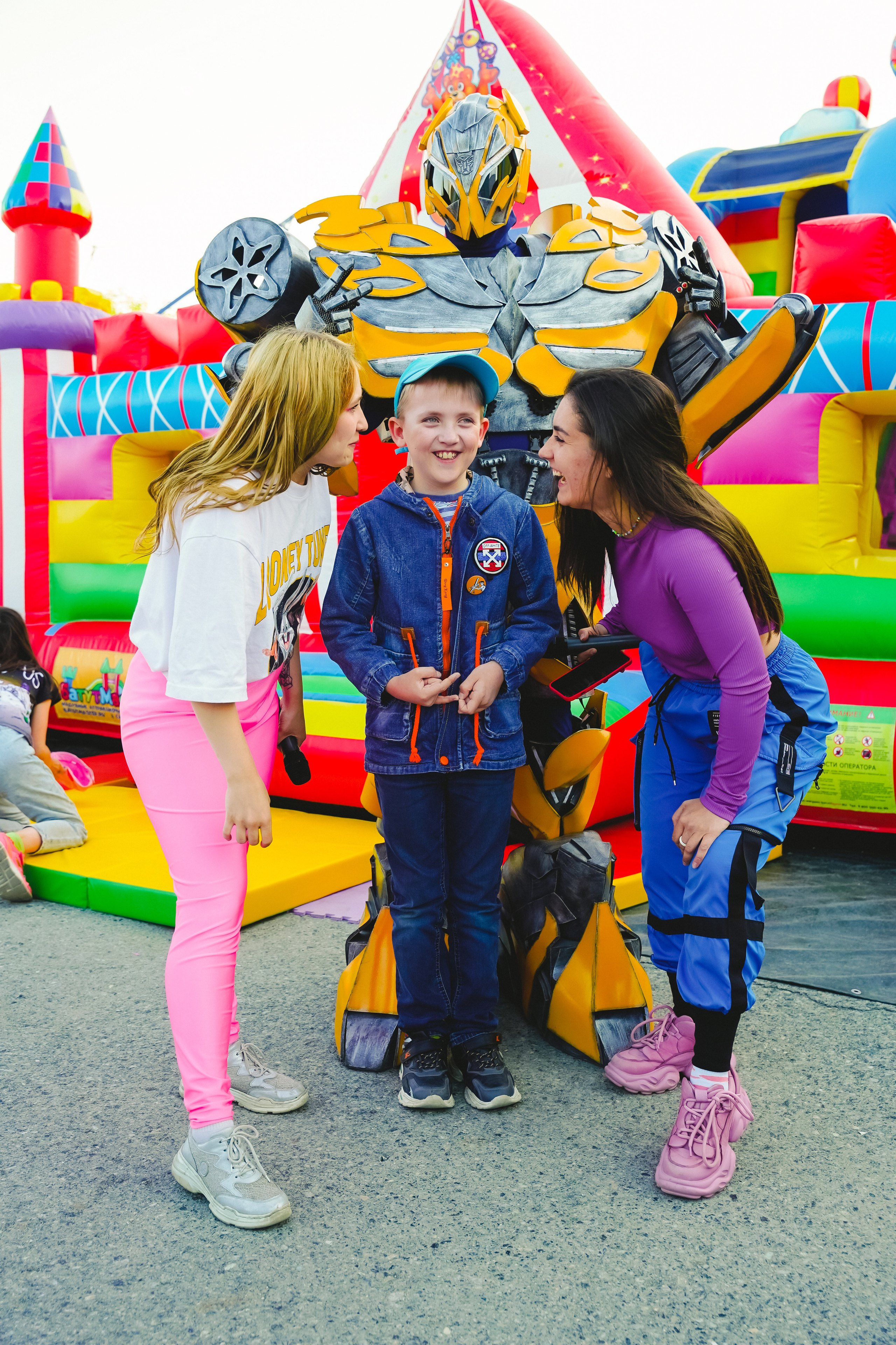 Открытие парка аттракционов «Галактика развлечений». Фотограф в детский сад в Екатеринбурге, выпускные альбомы Юлия Умерова