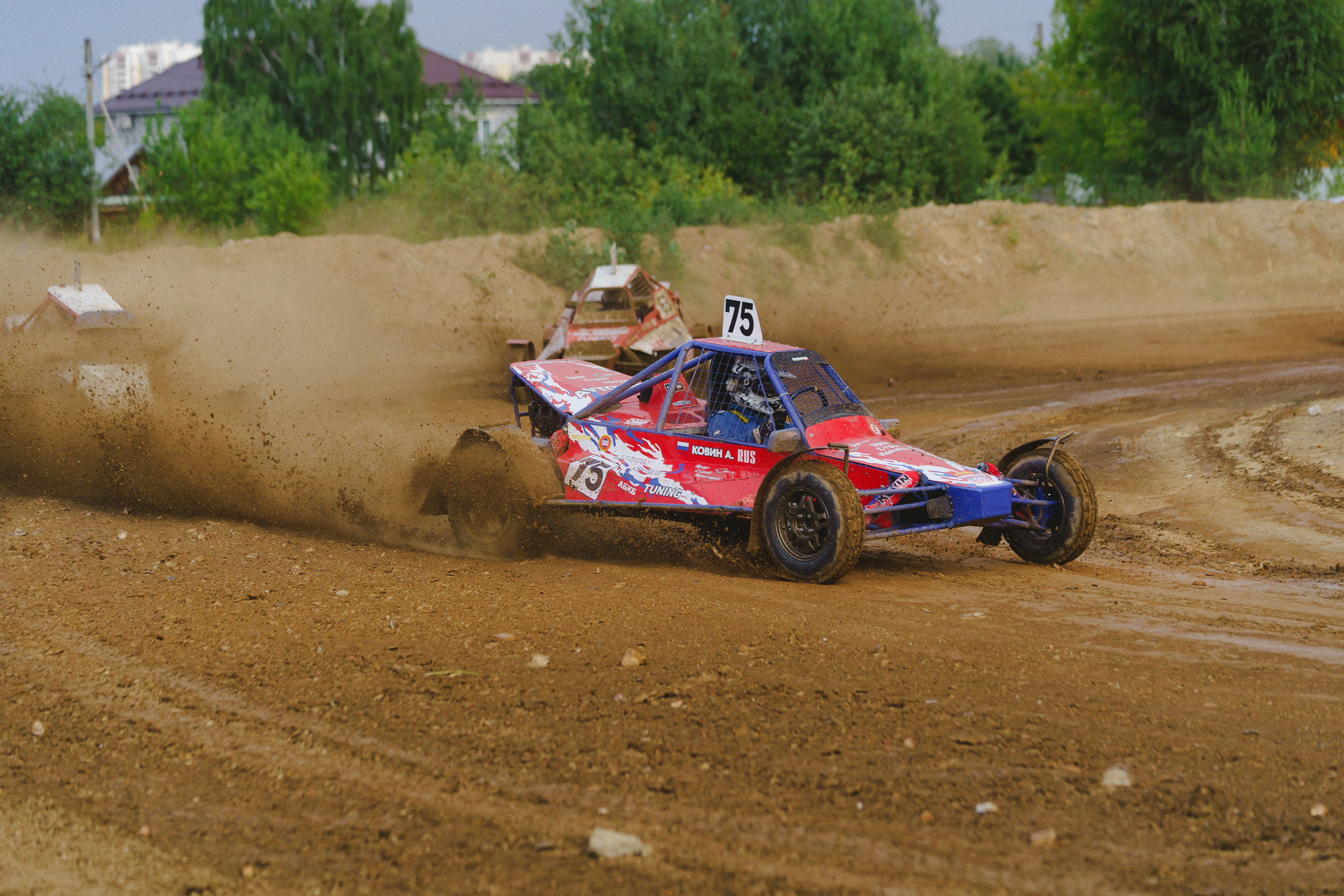Автокросс Березовский. Фотограф Камиль Умеров. Фотограф в детский сад в Екатеринбурге, выпускные альбомы Юлия Умерова