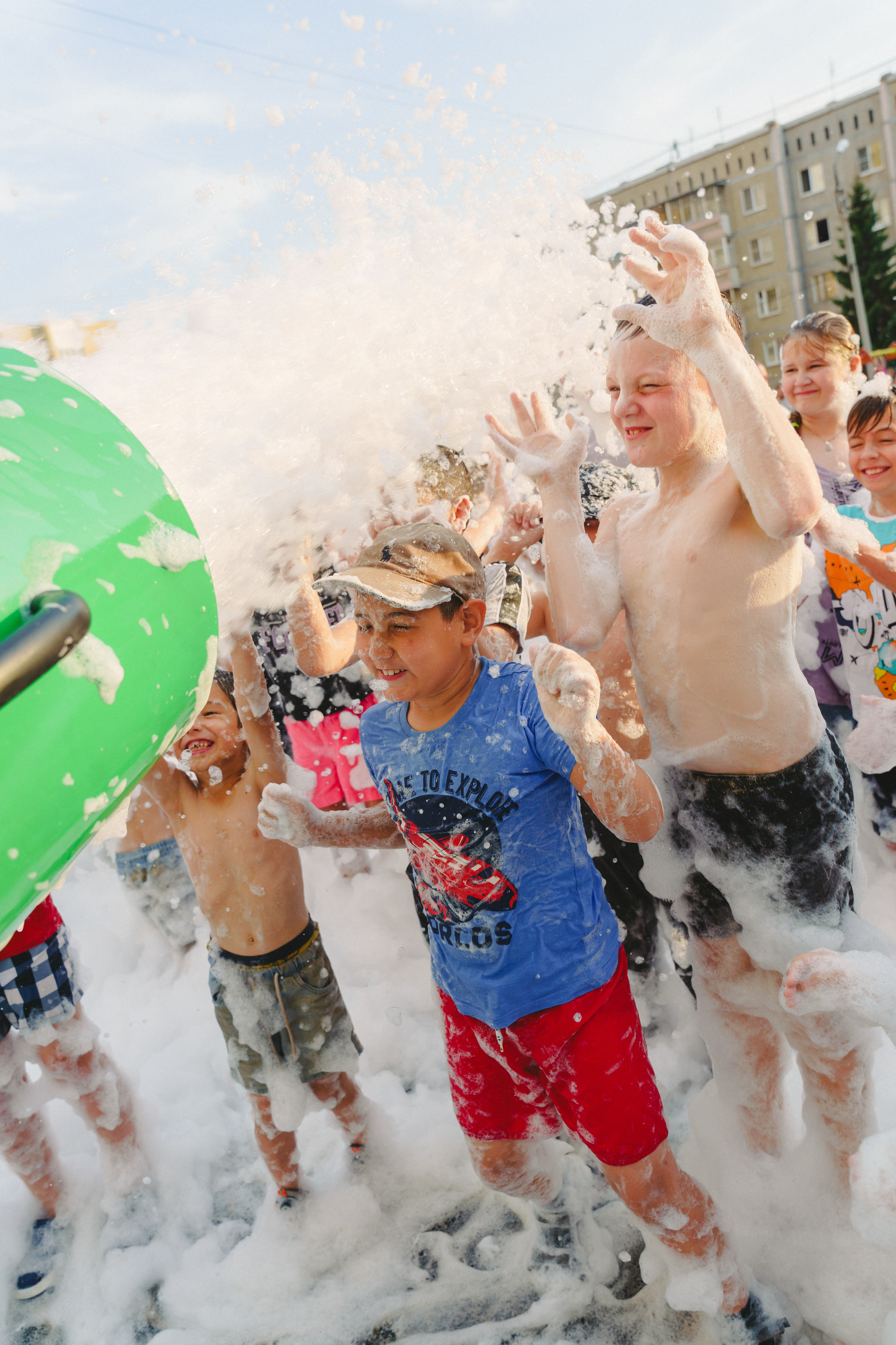 Пена — ПАТИ «Галактика развлечений» и «УК КОТ». Фотограф в детский сад в Екатеринбурге, выпускные альбомы Юлия Умерова