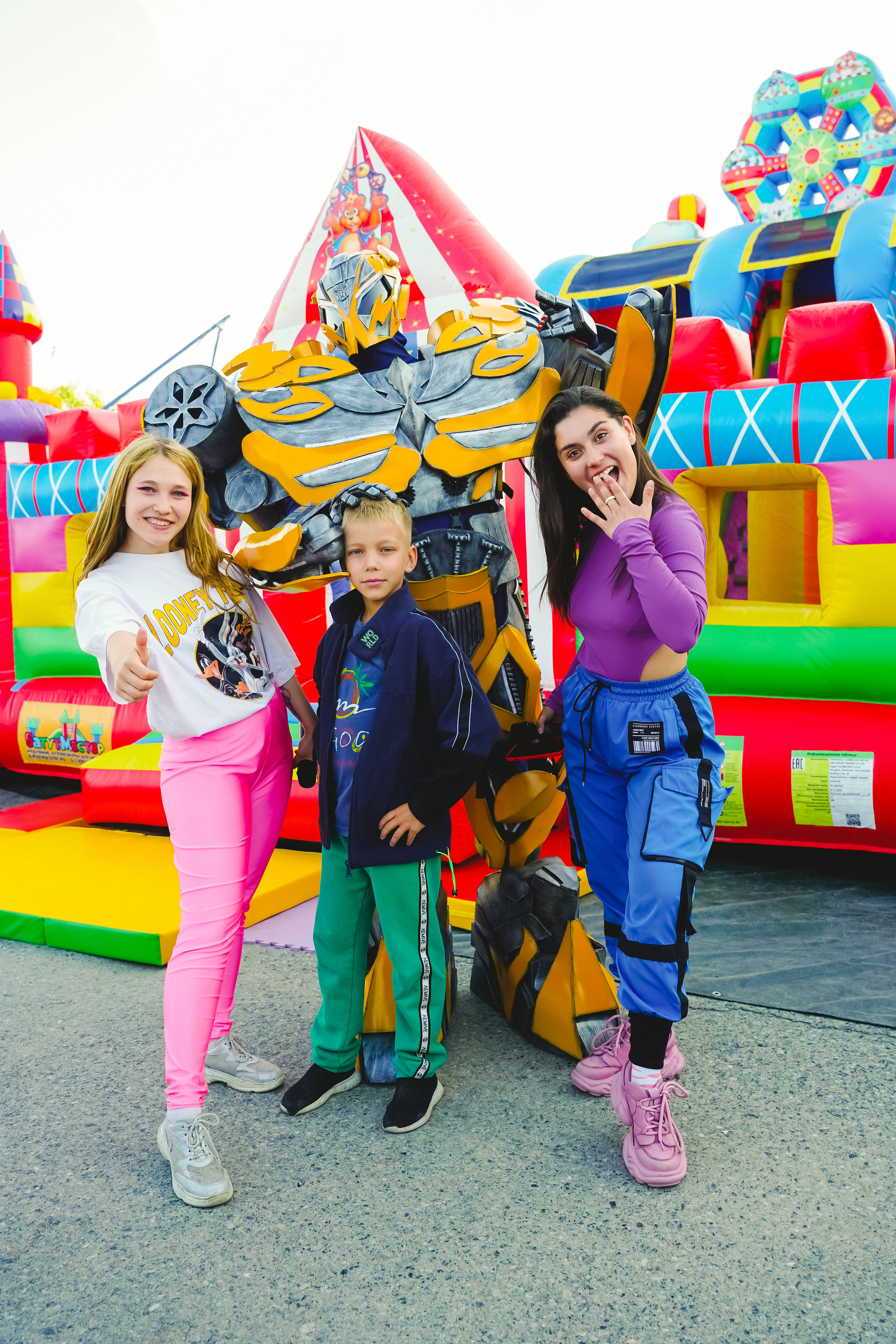 Открытие парка аттракционов «Галактика развлечений». Фотограф в детский сад в Екатеринбурге, выпускные альбомы Юлия Умерова