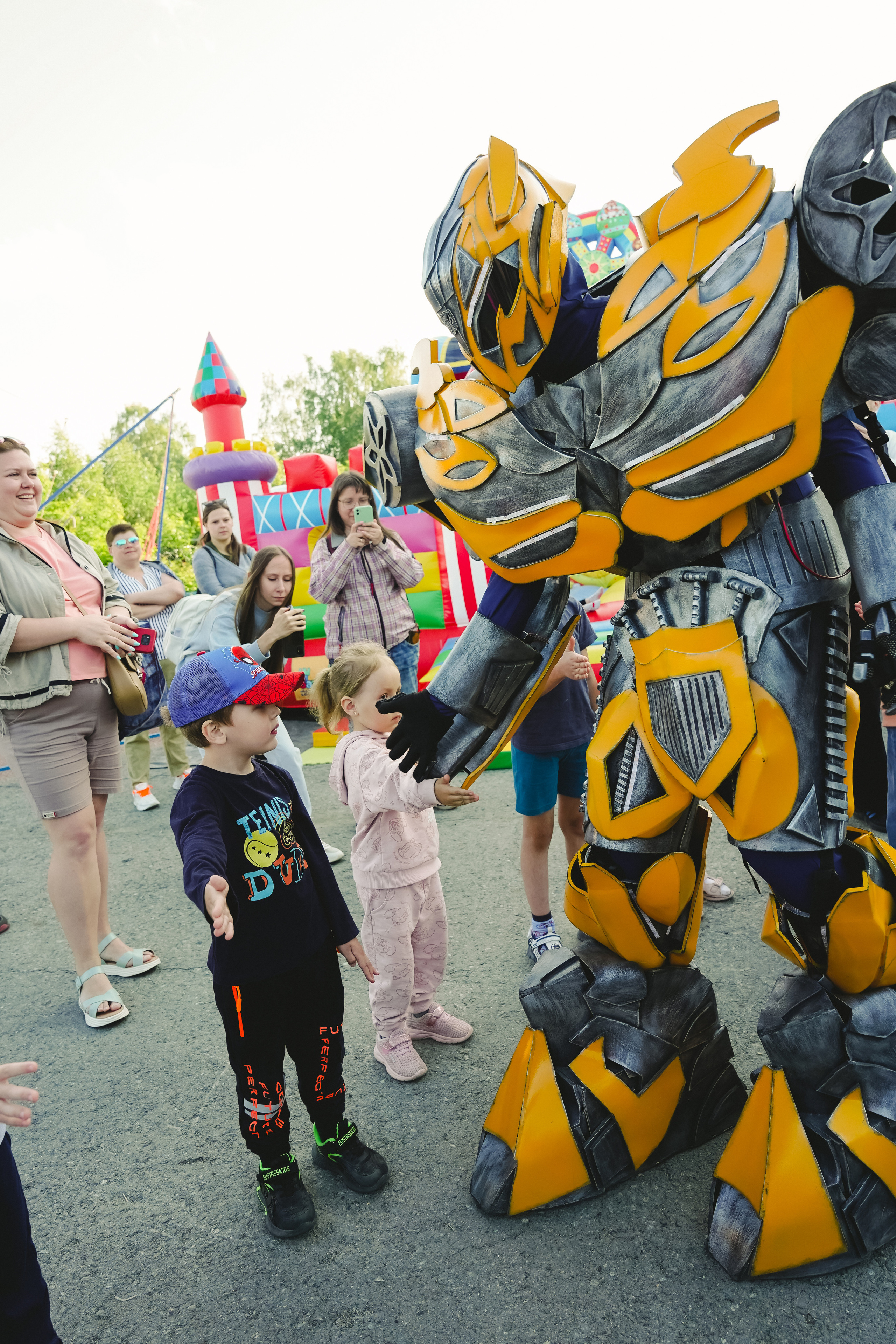 Открытие парка аттракционов «Галактика развлечений». Фотограф в детский сад в Екатеринбурге, выпускные альбомы Юлия Умерова