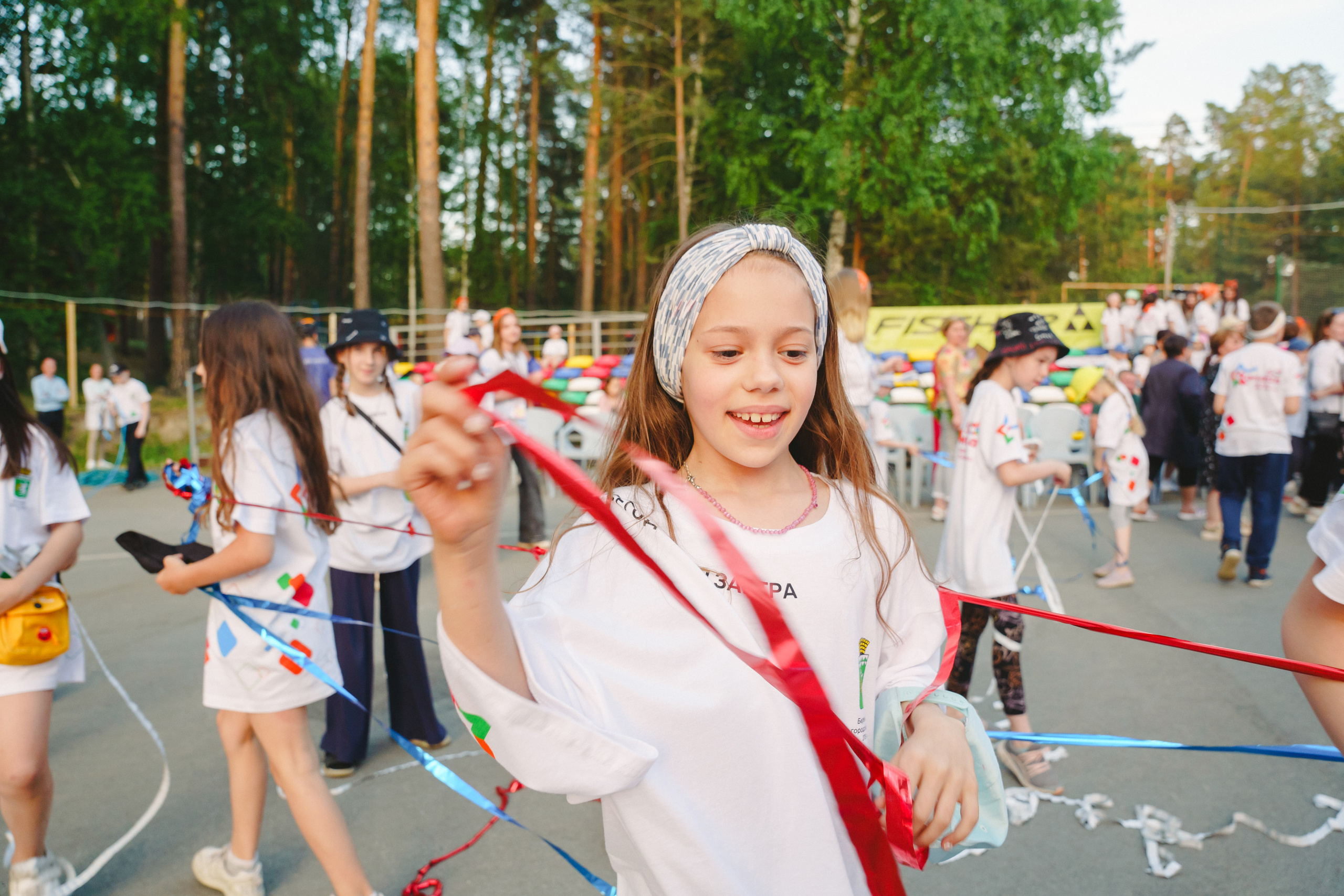 Юбилей БМАУ ДЗОЛ «Зарница». Фотограф в детский сад в Екатеринбурге, выпускные альбомы Юлия Умерова