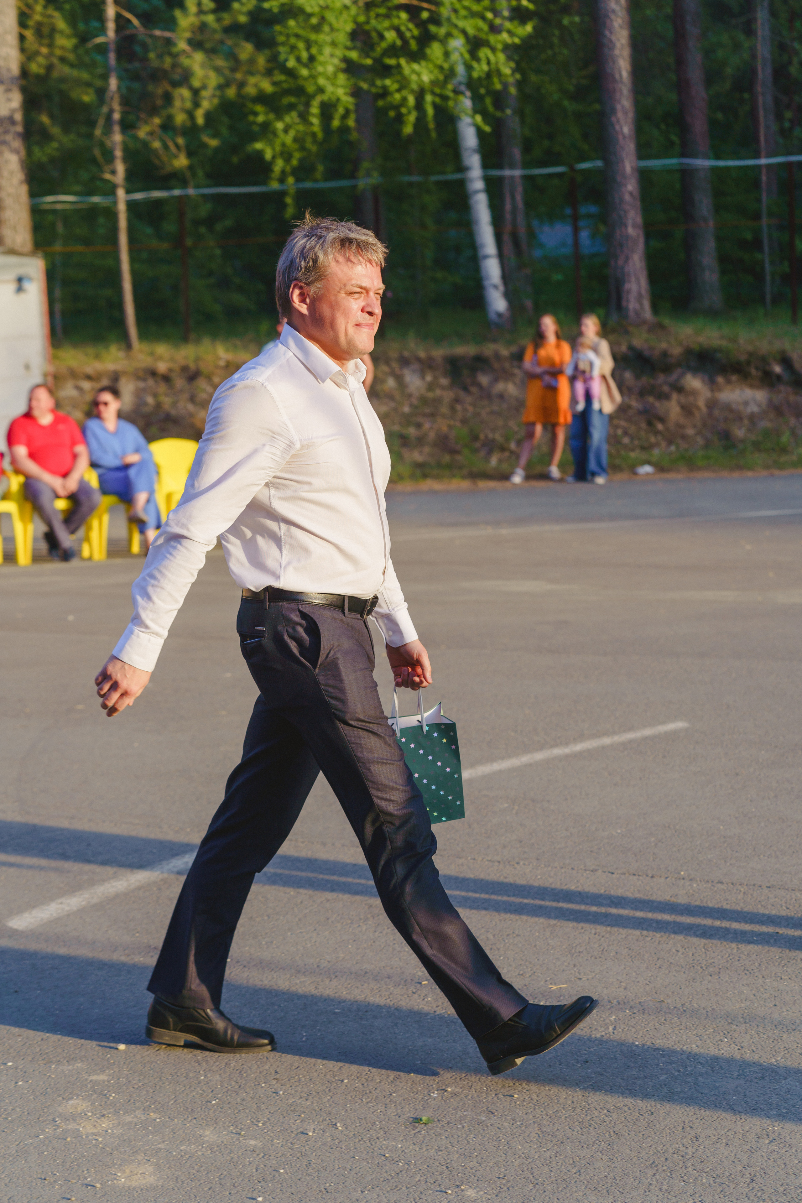 Юбилей БМАУ ДЗОЛ «Зарница». Фотограф в детский сад в Екатеринбурге, выпускные альбомы Юлия Умерова