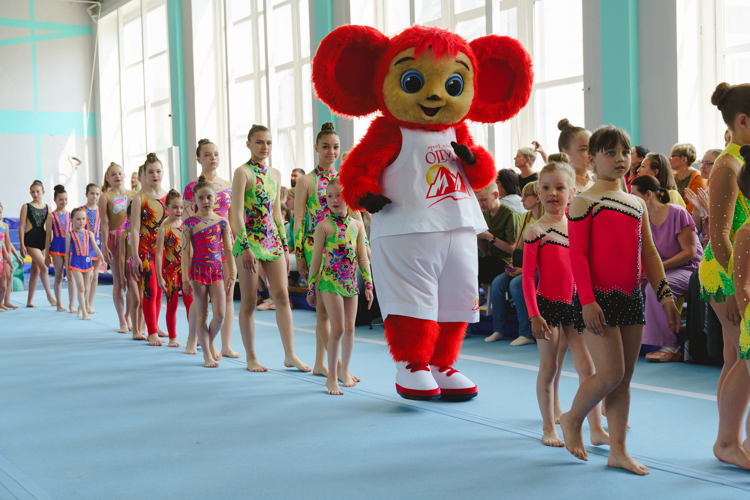 Межрегиональные соревнования по спортивной акробатике «Киндер Сюрприз». Фотограф в детский сад в Екатеринбурге, выпускные альбомы Юлия Умерова