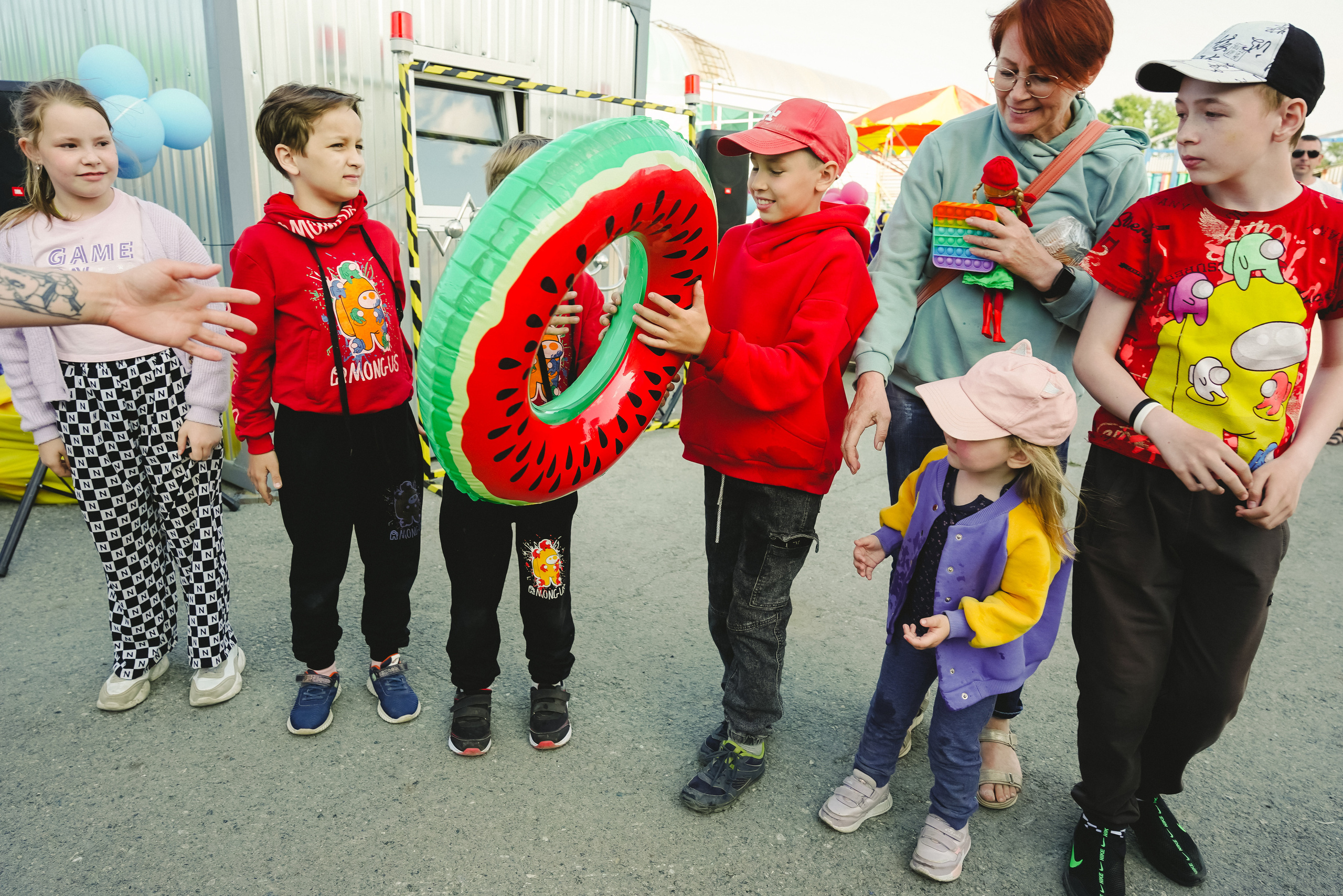Открытие парка аттракционов «Галактика развлечений». Фотограф в детский сад в Екатеринбурге, выпускные альбомы Юлия Умерова