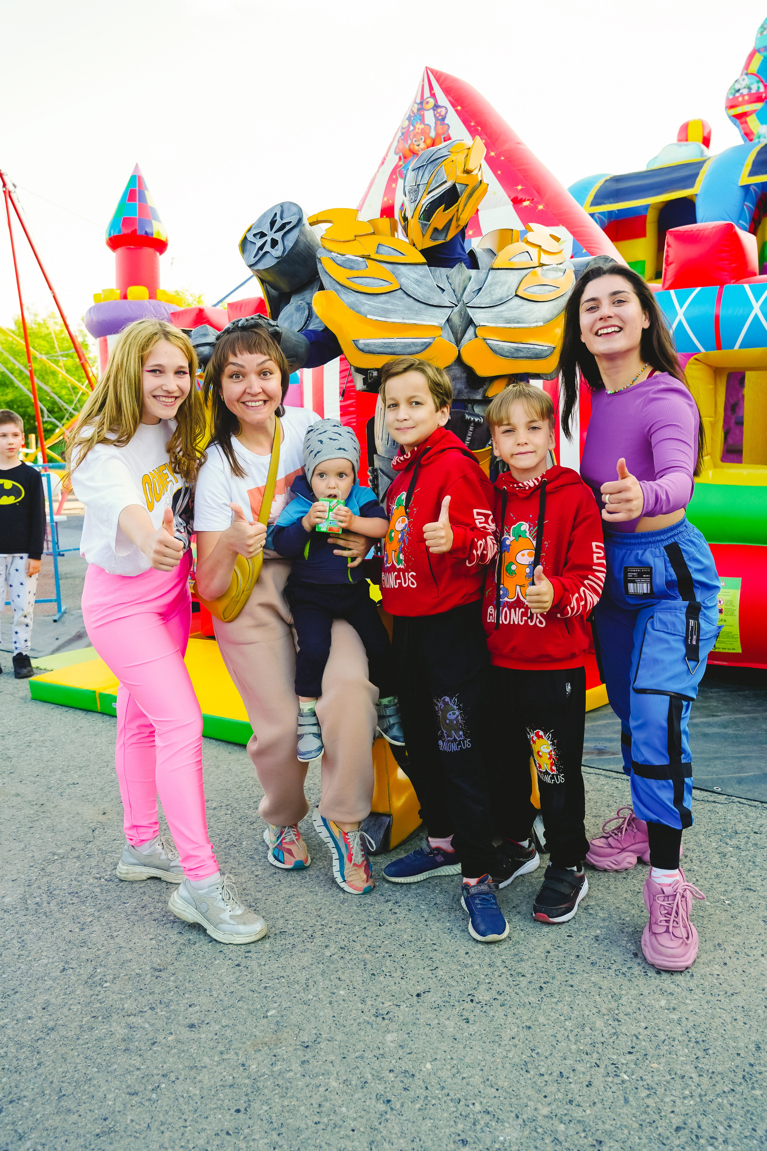 Открытие парка аттракционов «Галактика развлечений». Фотограф в детский сад в Екатеринбурге, выпускные альбомы Юлия Умерова