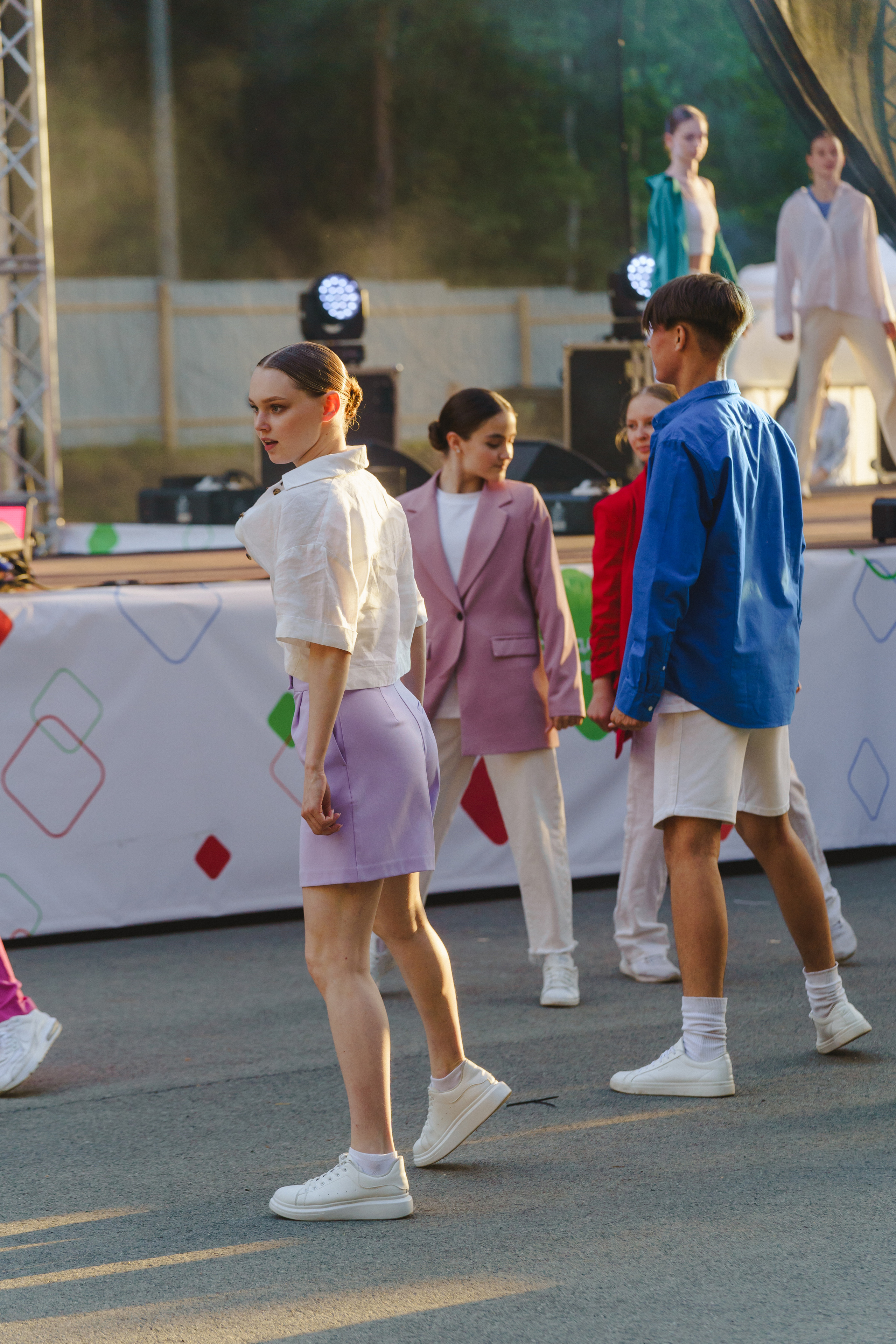 Юбилей БМАУ ДЗОЛ «Зарница». Фотограф в детский сад в Екатеринбурге, выпускные альбомы Юлия Умерова