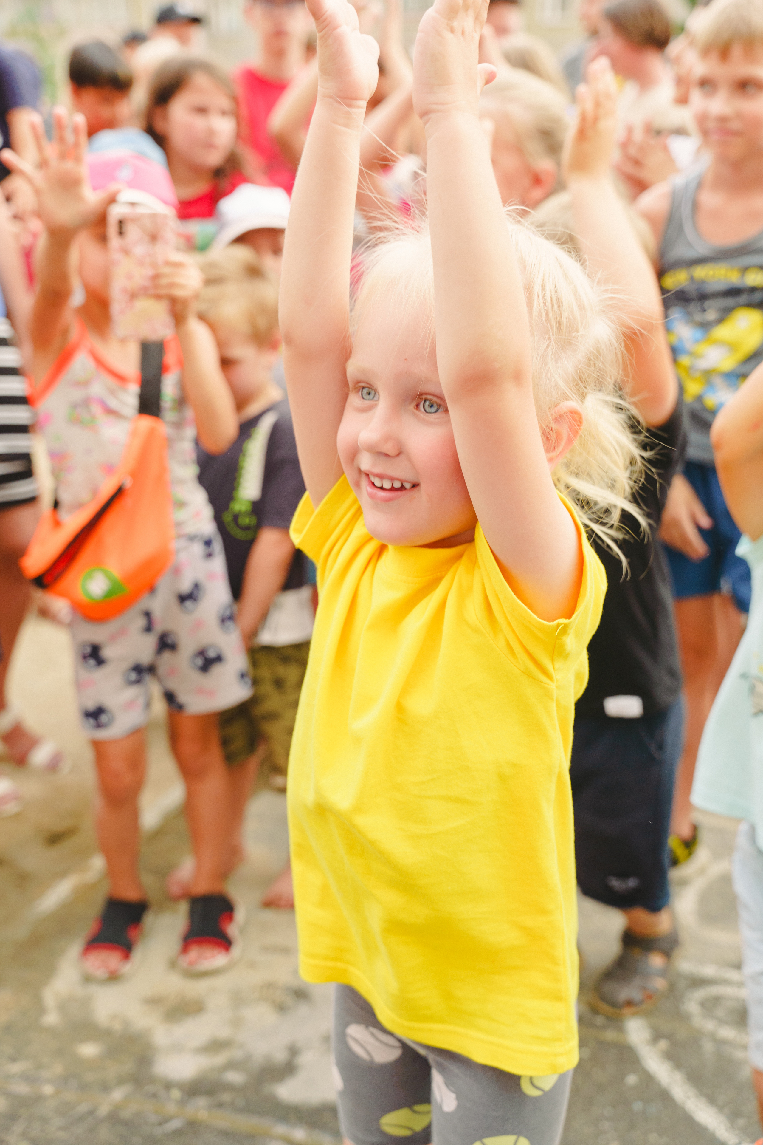 Пена — ПАТИ «Галактика развлечений» и «УК КОТ». Фотограф в детский сад в Екатеринбурге, выпускные альбомы Юлия Умерова