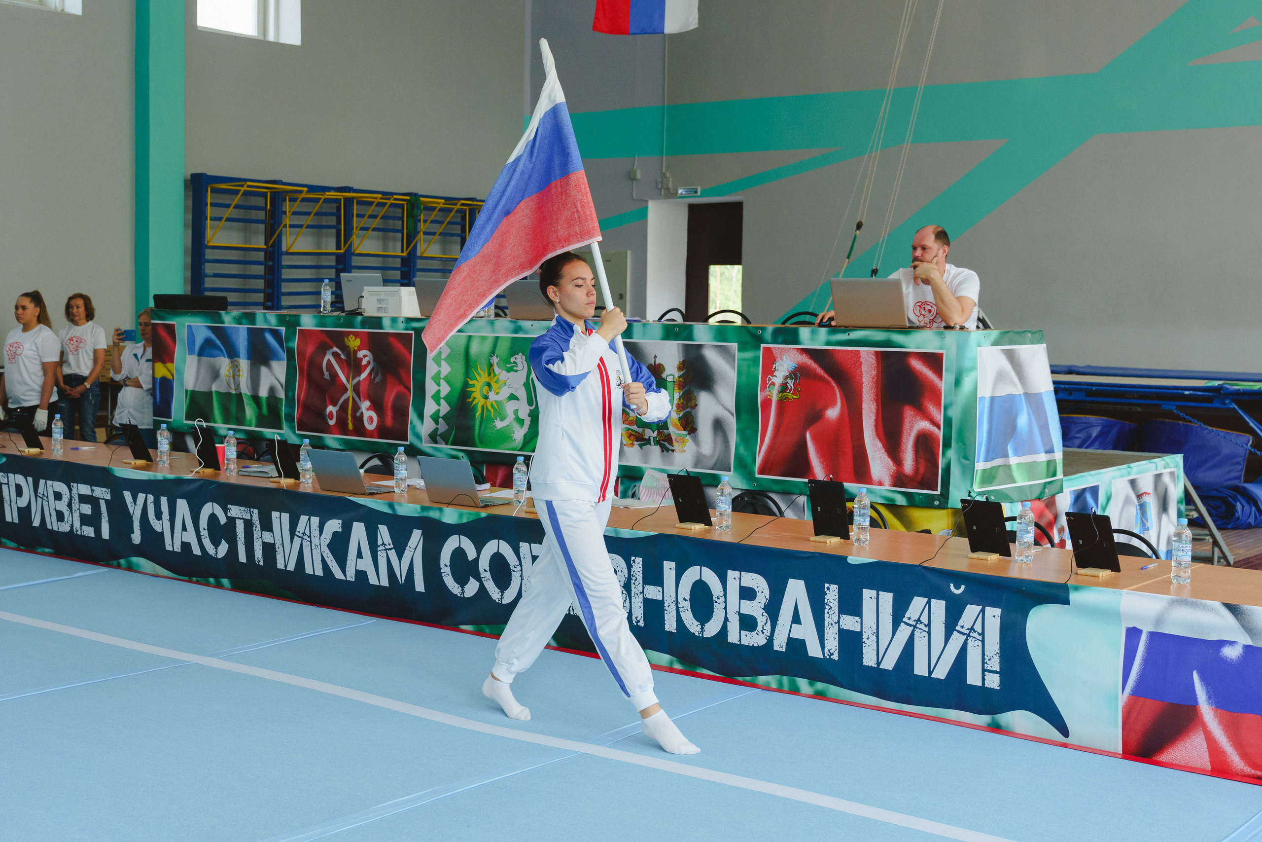 Межрегиональные соревнования по спортивной акробатике «Киндер Сюрприз». Фотограф в детский сад в Екатеринбурге, выпускные альбомы Юлия Умерова