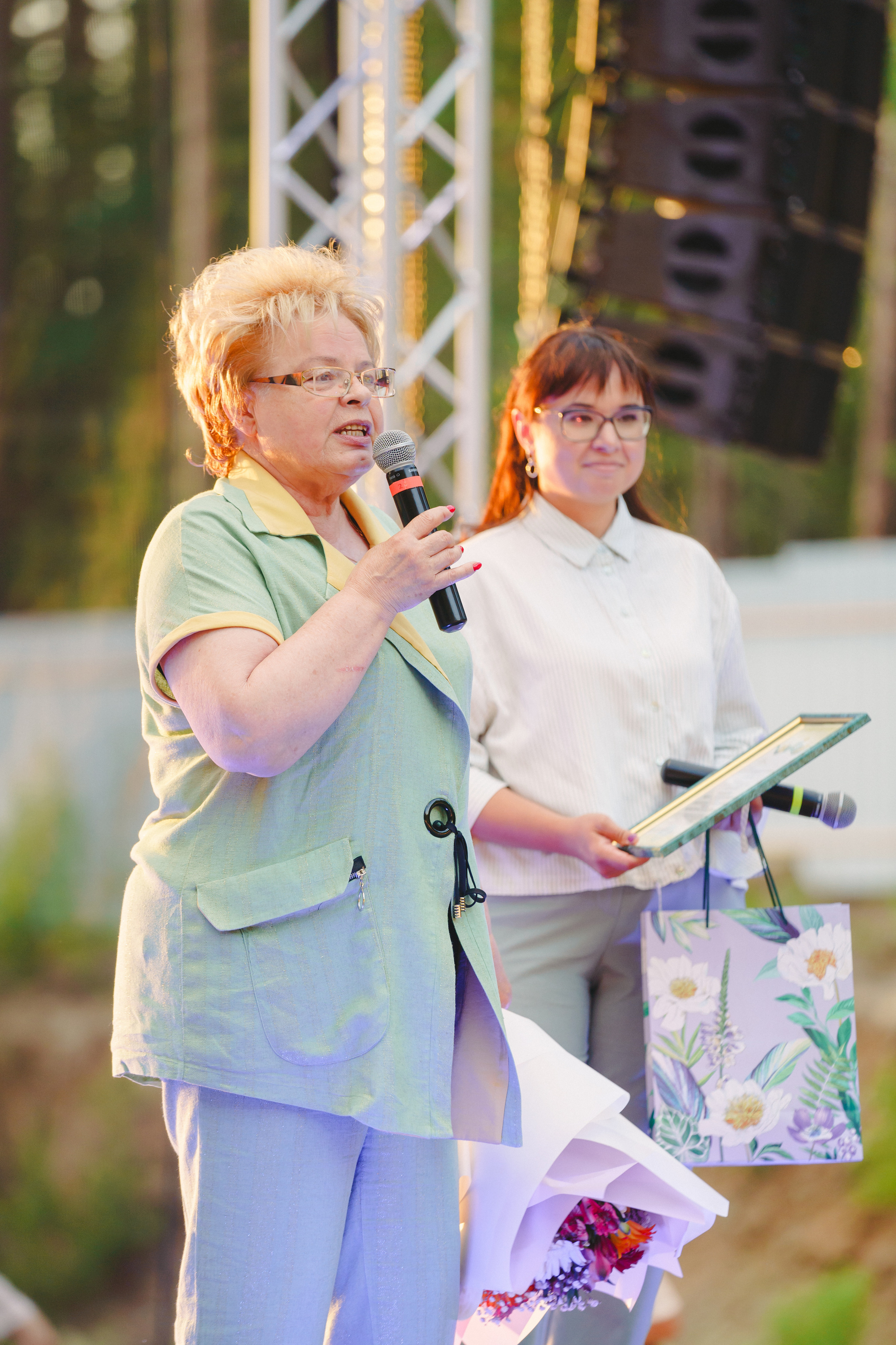 Юбилей БМАУ ДЗОЛ «Зарница». Фотограф в детский сад в Екатеринбурге, выпускные альбомы Юлия Умерова