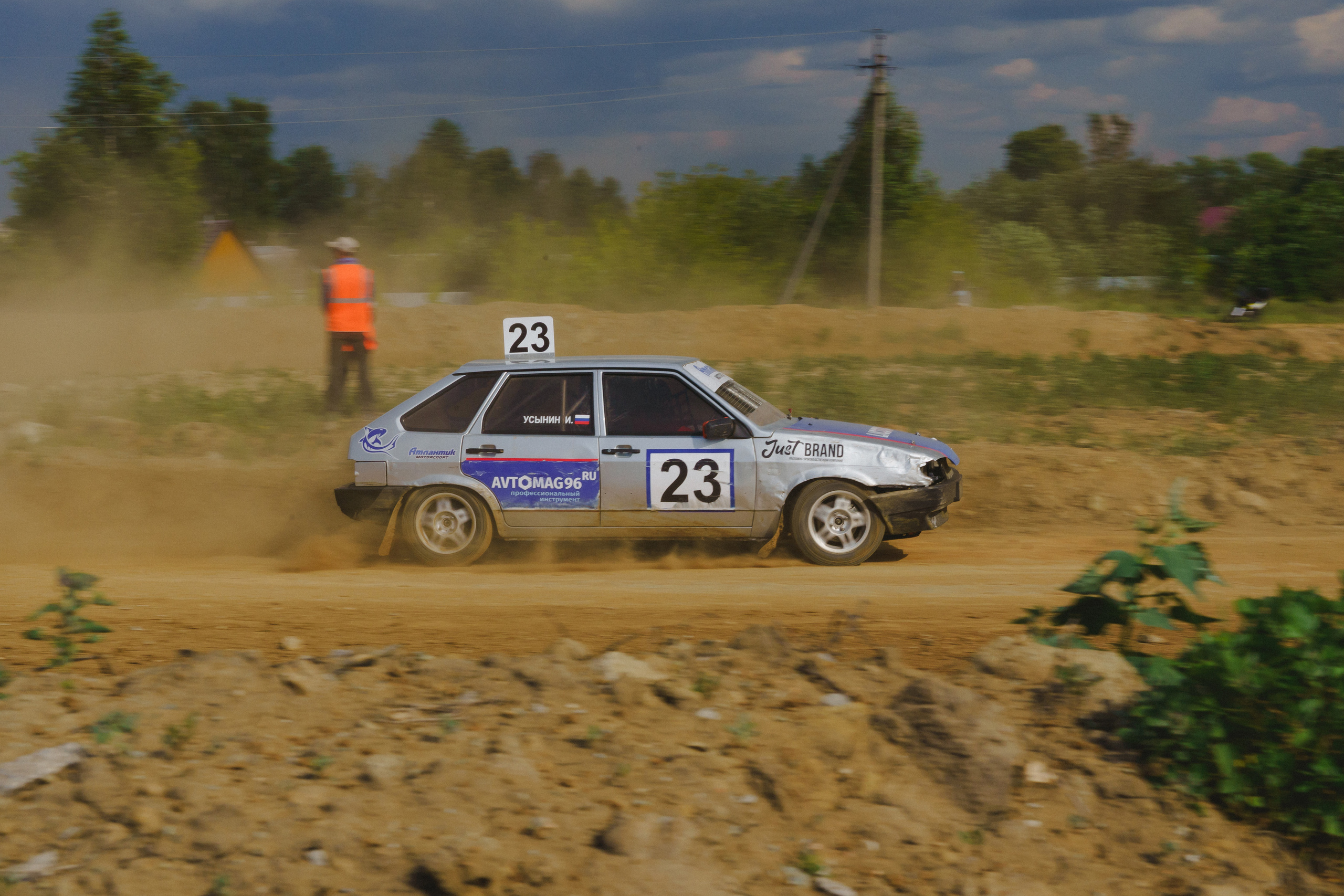 Автокросс Березовский. Фотограф Камиль Умеров. Фотограф в детский сад в Екатеринбурге, выпускные альбомы Юлия Умерова