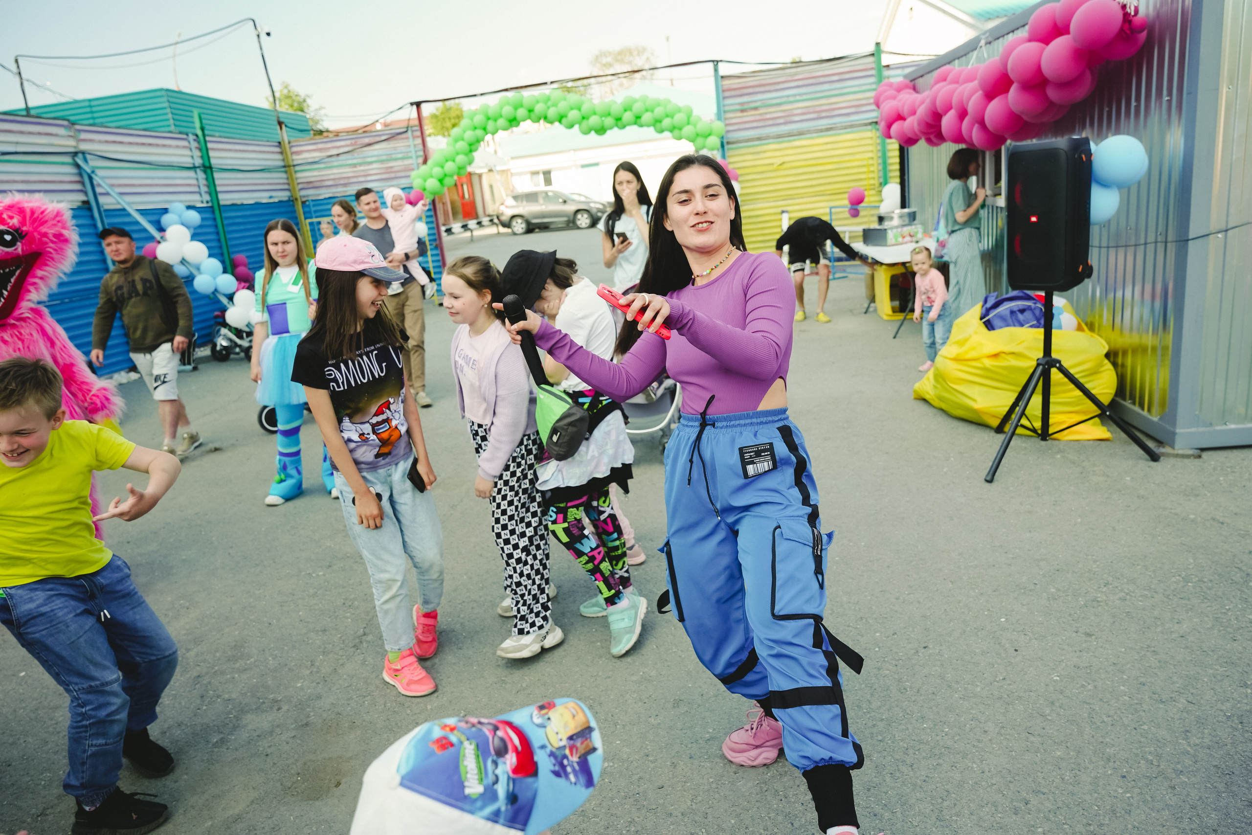 Открытие парка аттракционов «Галактика развлечений». Фотограф в детский сад в Екатеринбурге, выпускные альбомы Юлия Умерова
