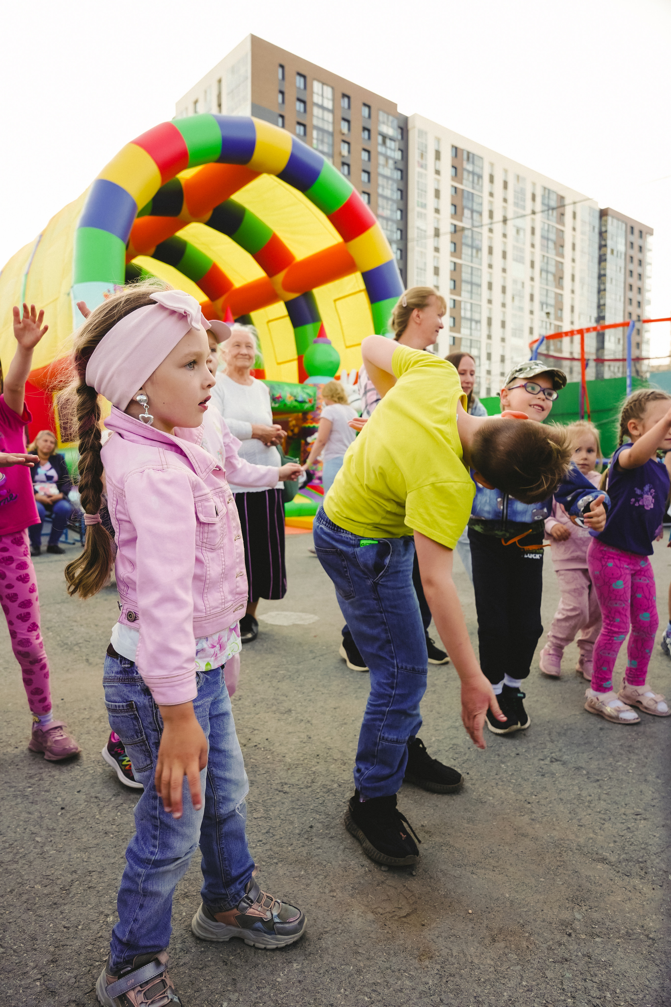 Открытие парка аттракционов «Галактика развлечений». Фотограф в детский сад в Екатеринбурге, выпускные альбомы Юлия Умерова