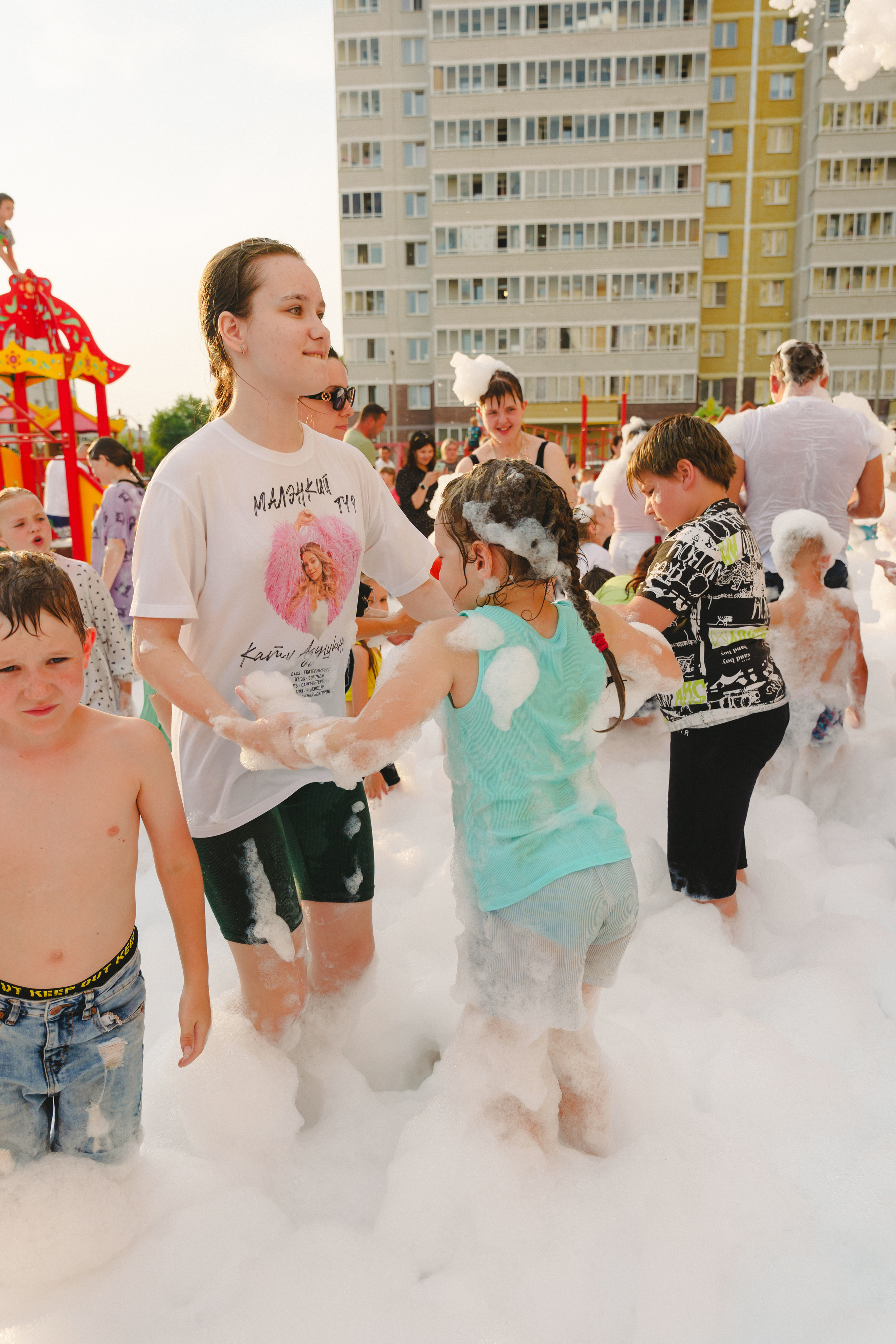 Пена — ПАТИ «Галактика развлечений» и «УК КОТ». Фотограф в детский сад в Екатеринбурге, выпускные альбомы Юлия Умерова