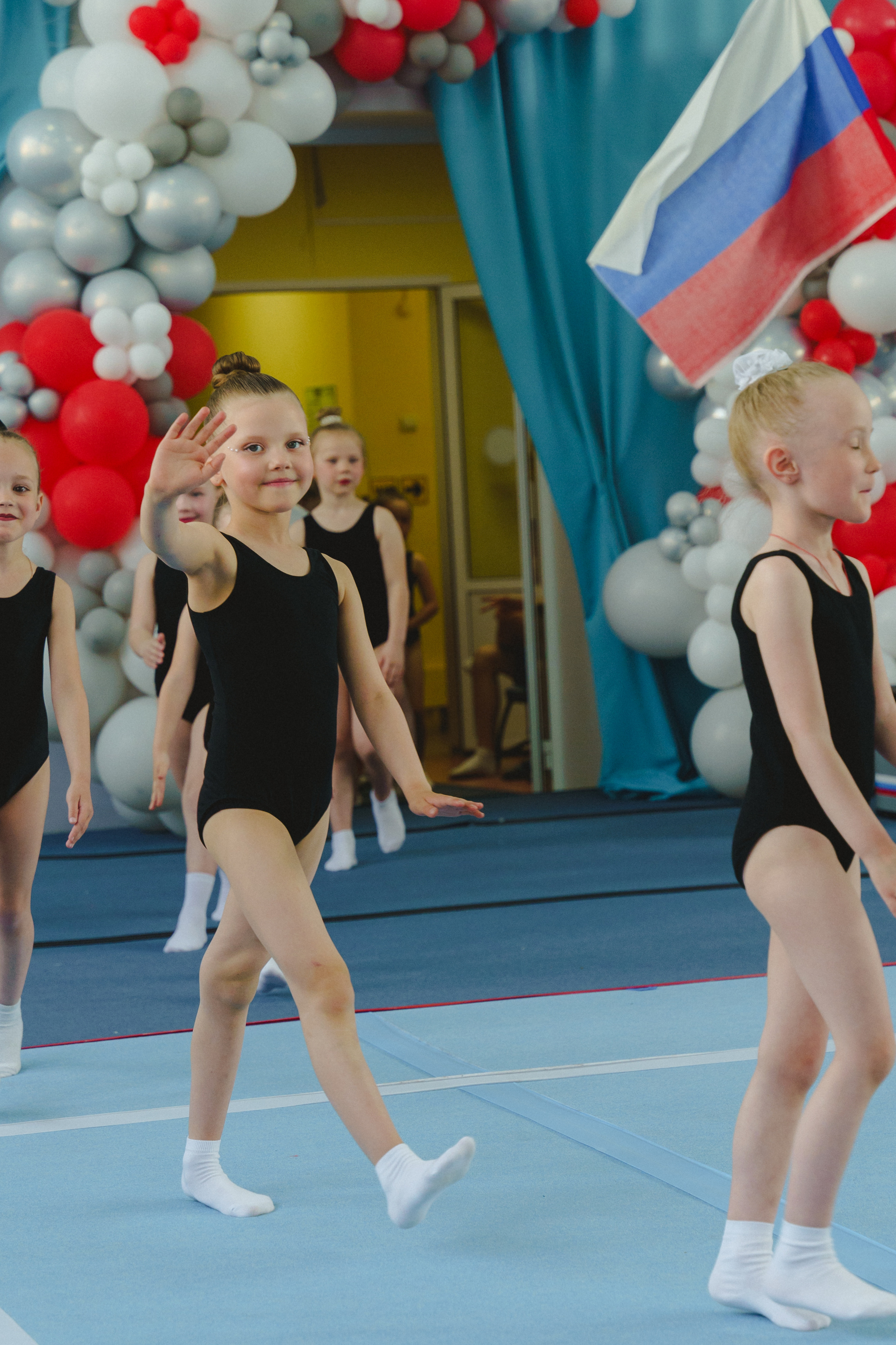 Межрегиональные соревнования по спортивной акробатике «Киндер Сюрприз». Фотограф в детский сад в Екатеринбурге, выпускные альбомы Юлия Умерова