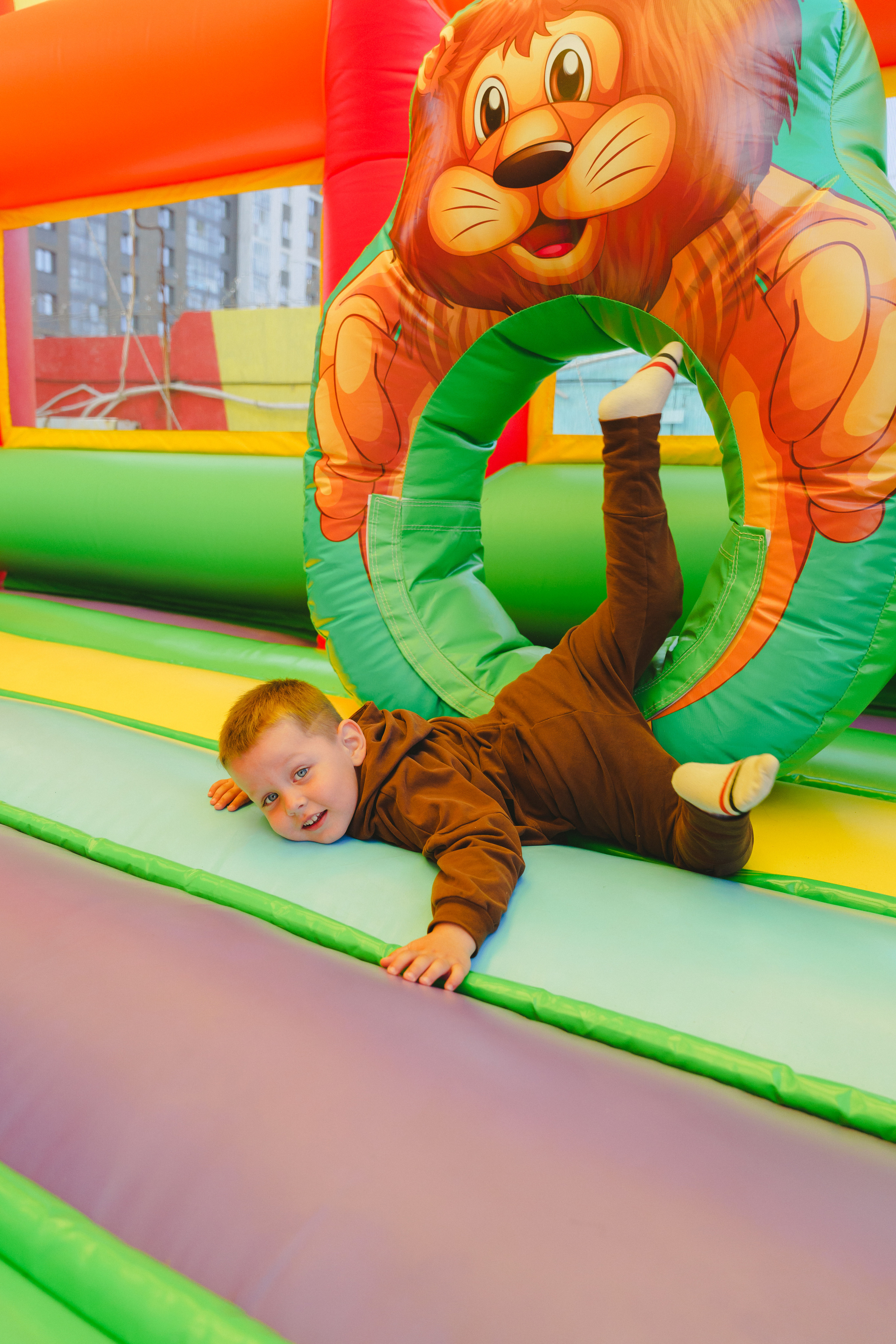 Открытие парка аттракционов «Галактика развлечений». Фотограф в детский сад в Екатеринбурге, выпускные альбомы Юлия Умерова