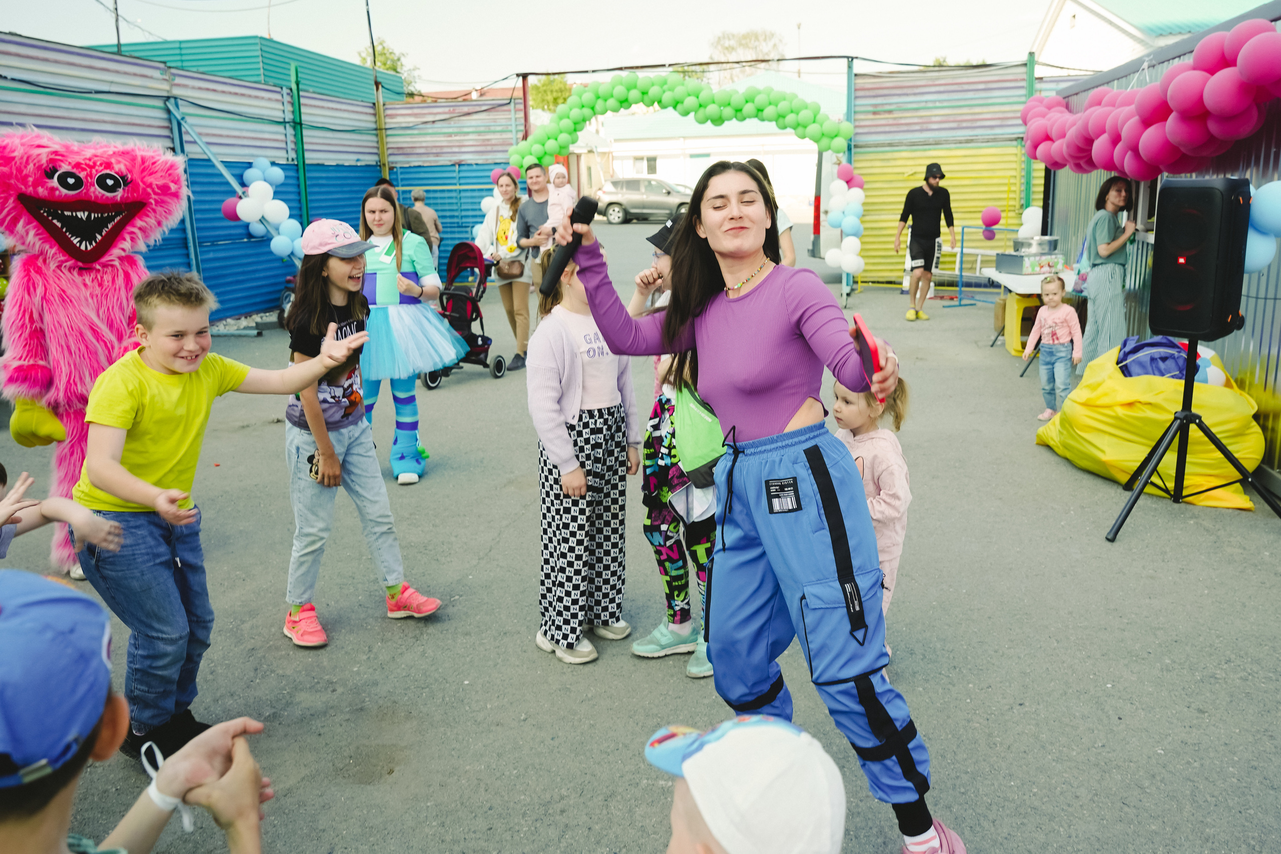 Открытие парка аттракционов «Галактика развлечений». Фотограф в детский сад в Екатеринбурге, выпускные альбомы Юлия Умерова