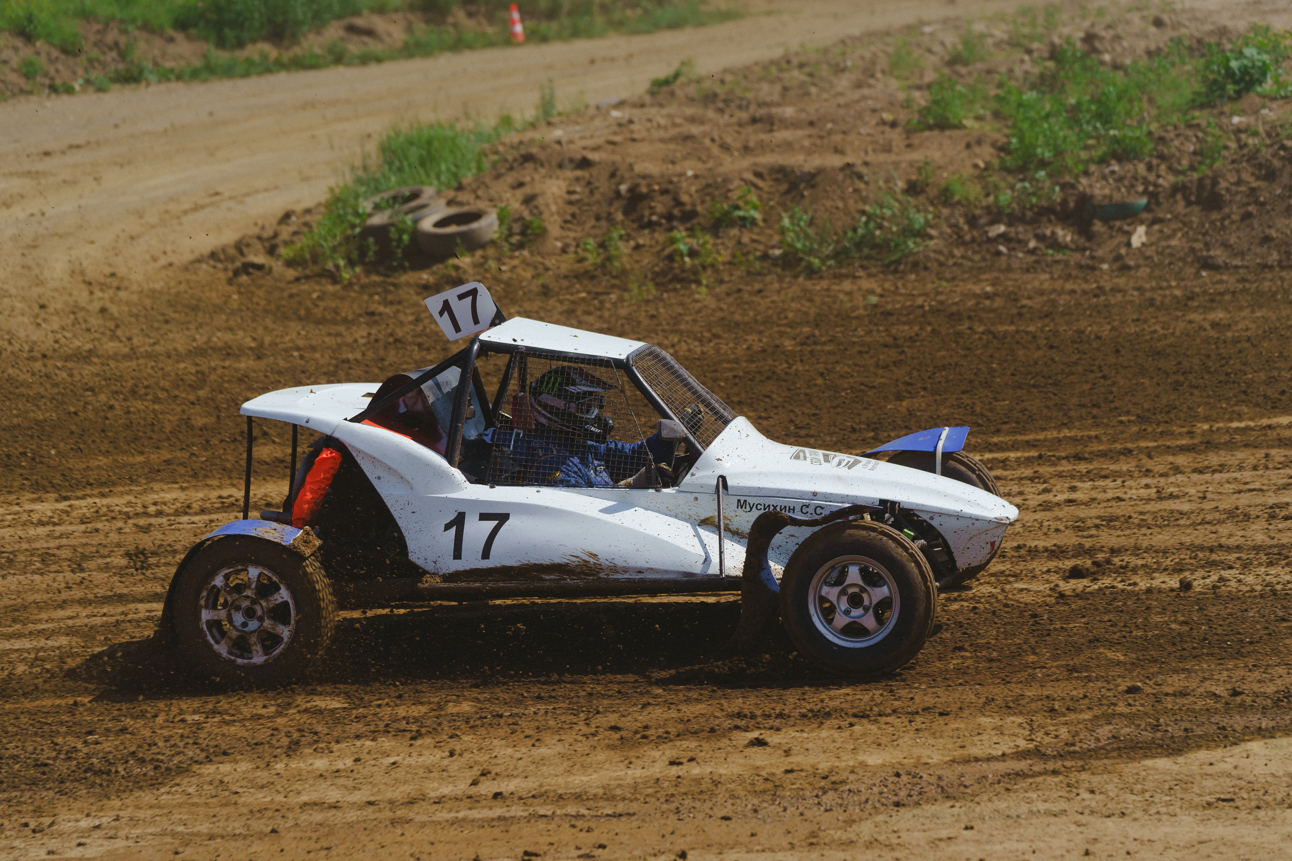Автокросс Березовский. Фотограф Камиль Умеров. Фотограф в детский сад в Екатеринбурге, выпускные альбомы Юлия Умерова