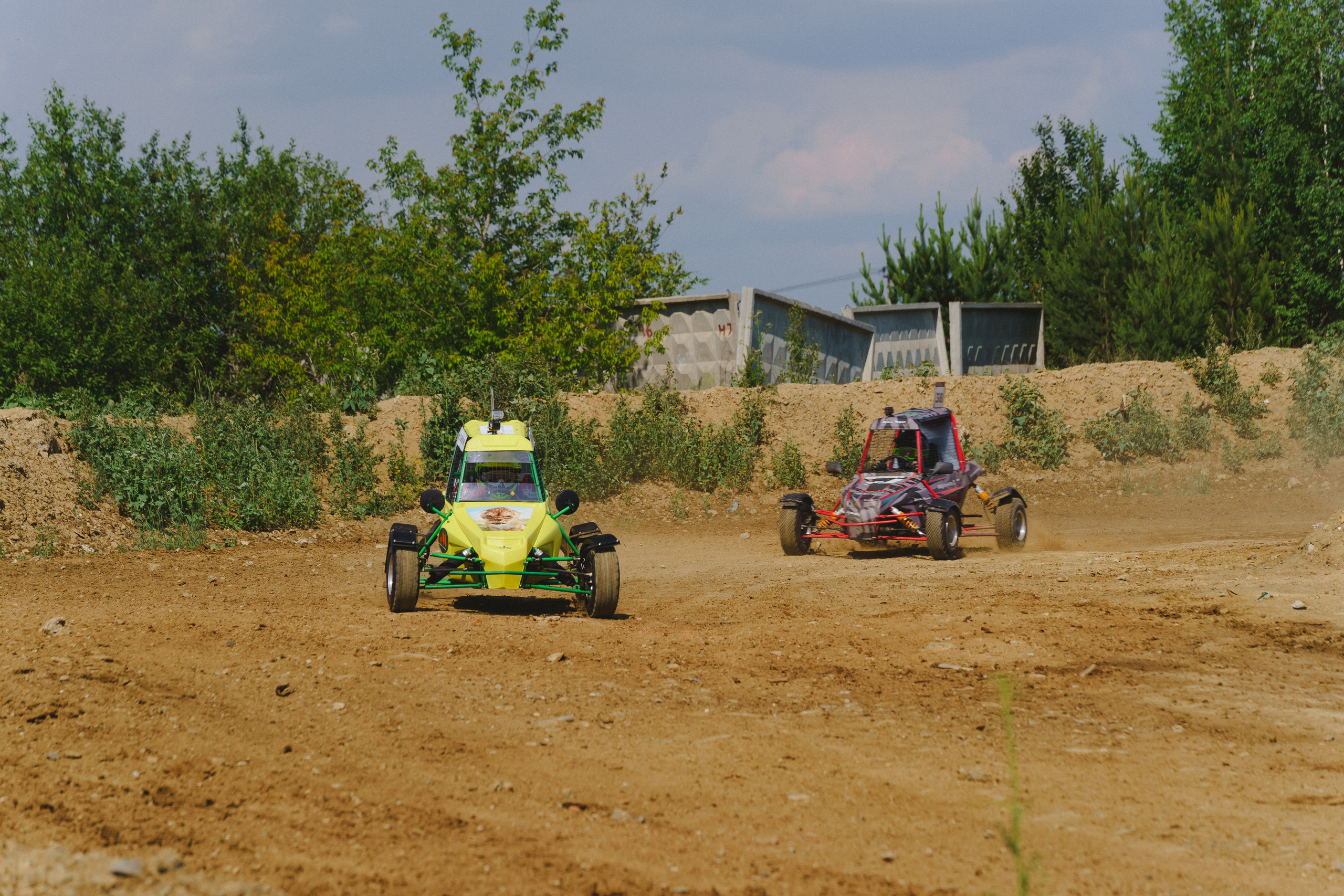 Автокросс Березовский. Фотограф Камиль Умеров. Фотограф в детский сад в Екатеринбурге, выпускные альбомы Юлия Умерова