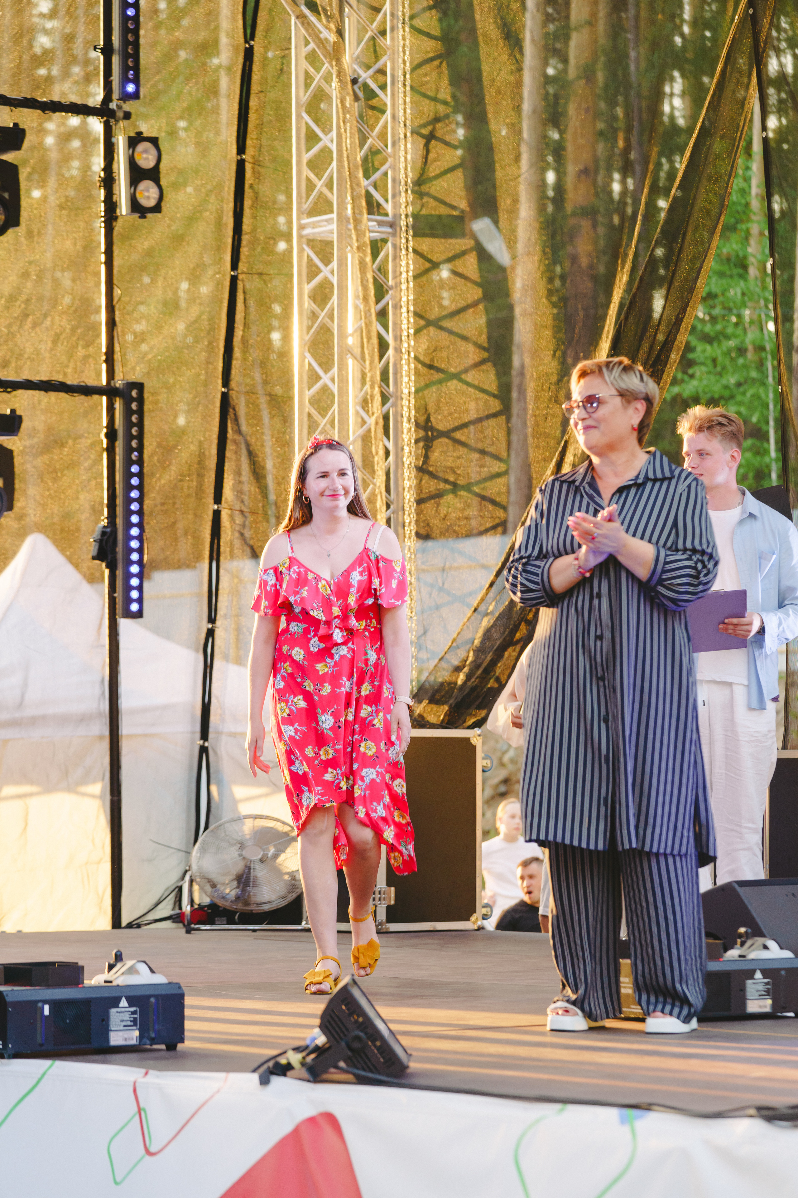 Юбилей БМАУ ДЗОЛ «Зарница». Фотограф в детский сад в Екатеринбурге, выпускные альбомы Юлия Умерова