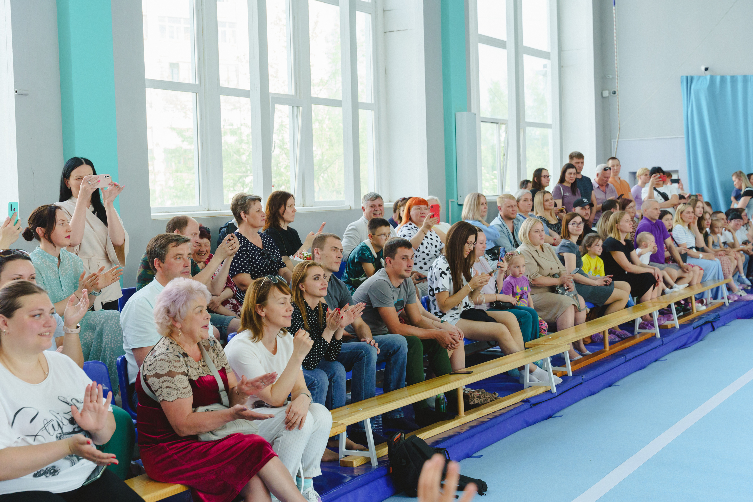 Межрегиональные соревнования по спортивной акробатике «Киндер Сюрприз». Фотограф в детский сад в Екатеринбурге, выпускные альбомы Юлия Умерова