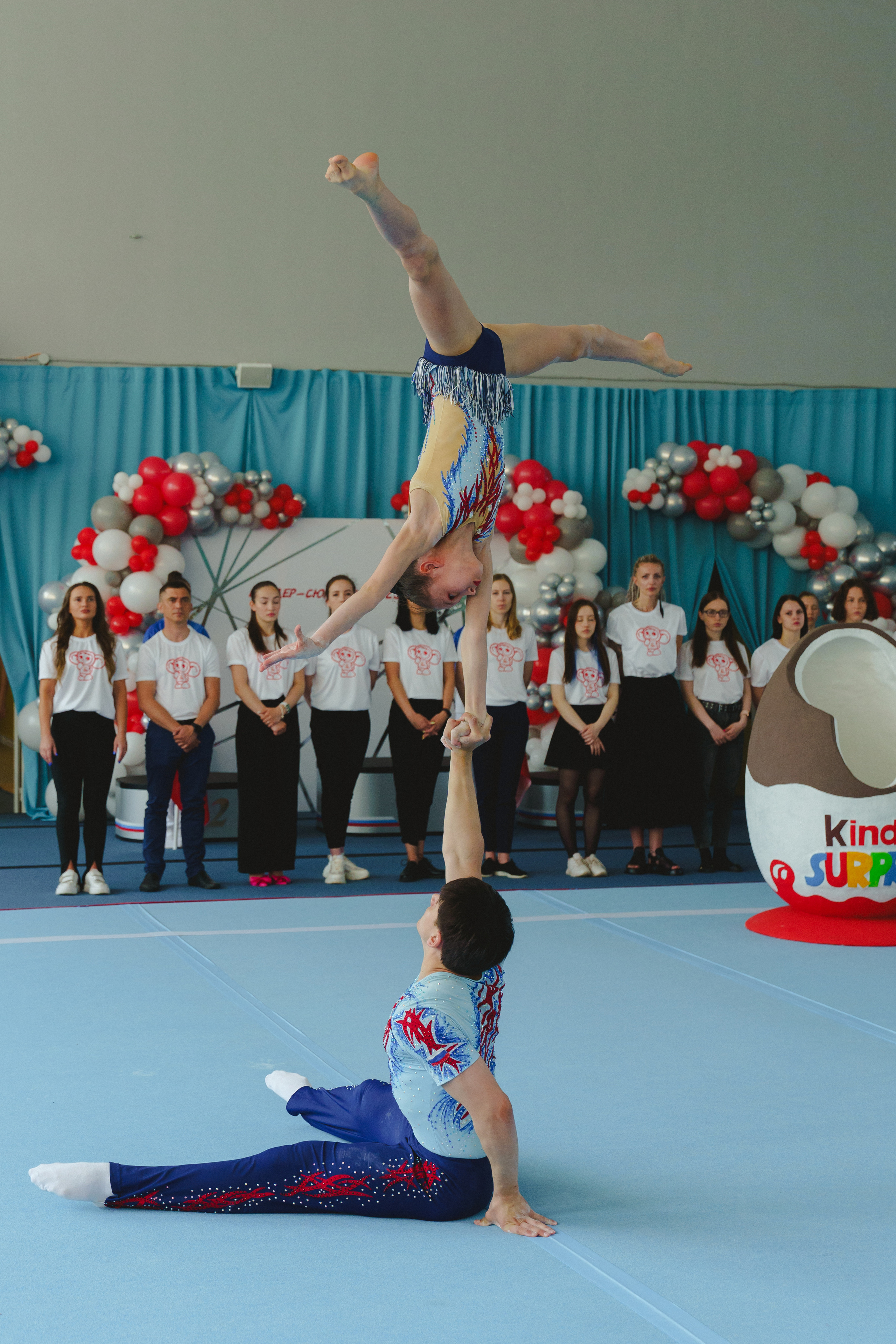 Межрегиональные соревнования по спортивной акробатике «Киндер Сюрприз». Фотограф в детский сад в Екатеринбурге, выпускные альбомы Юлия Умерова