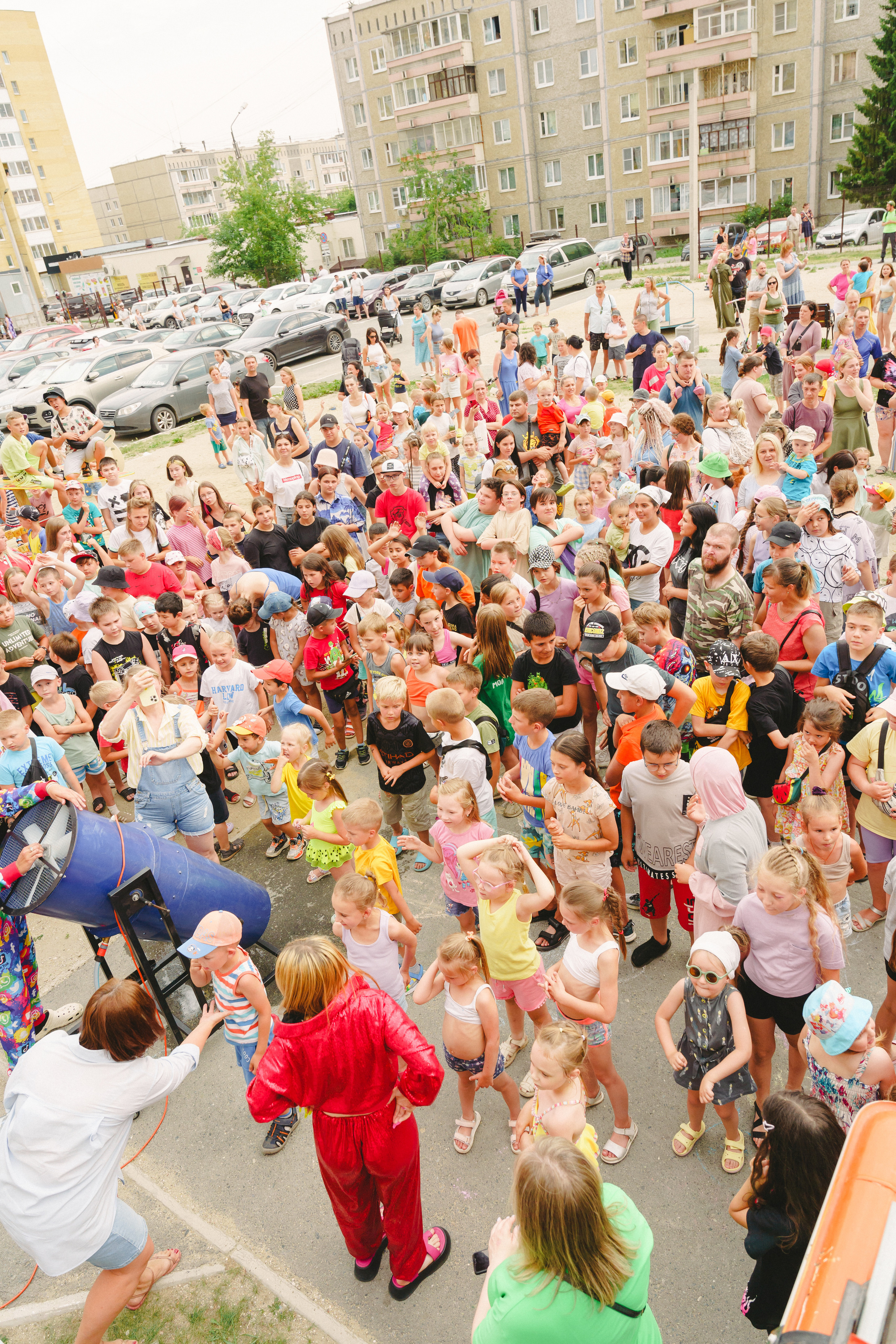 Пена — ПАТИ «Галактика развлечений» и «УК КОТ». Фотограф в детский сад в Екатеринбурге, выпускные альбомы Юлия Умерова
