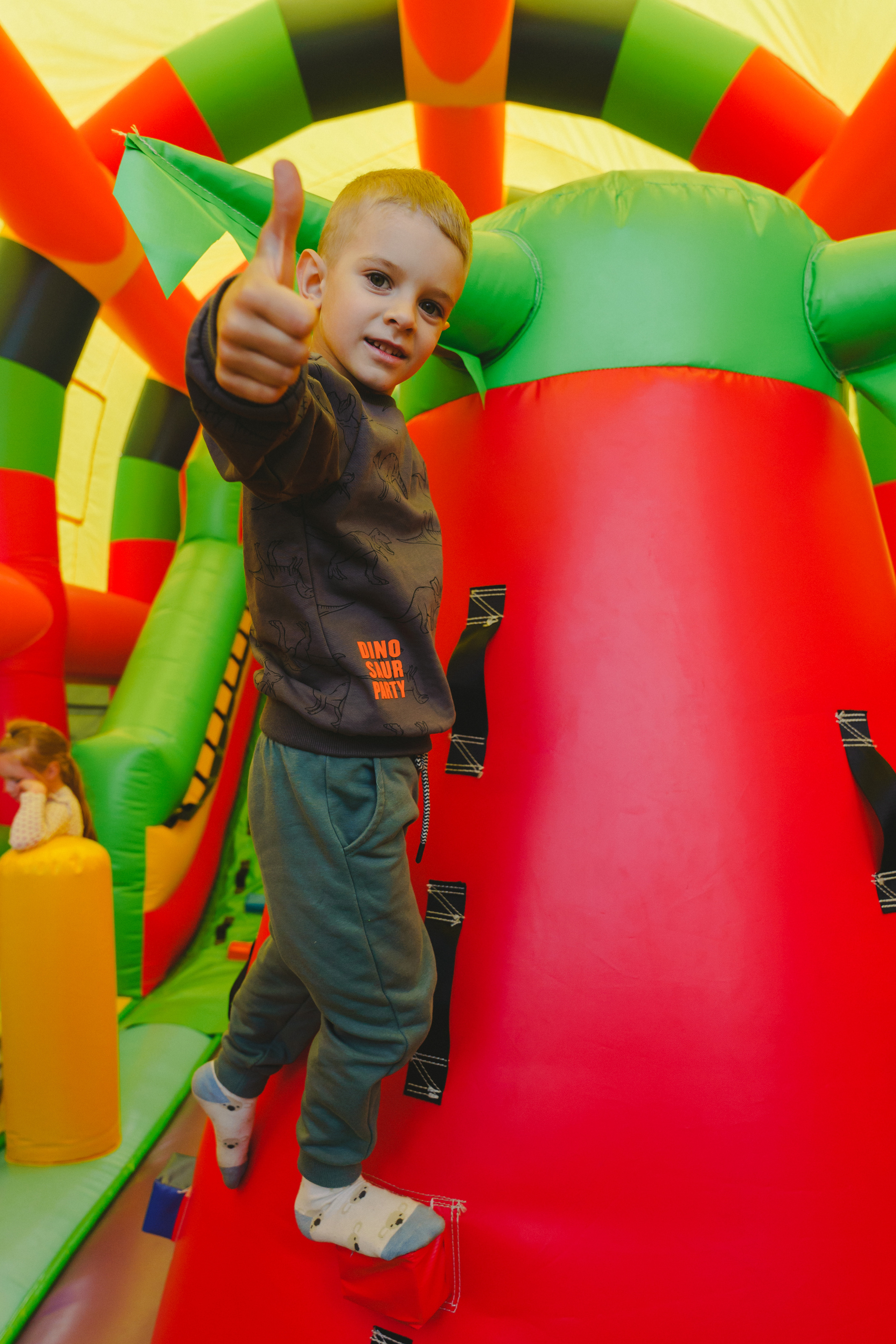 Открытие парка аттракционов «Галактика развлечений». Фотограф в детский сад в Екатеринбурге, выпускные альбомы Юлия Умерова