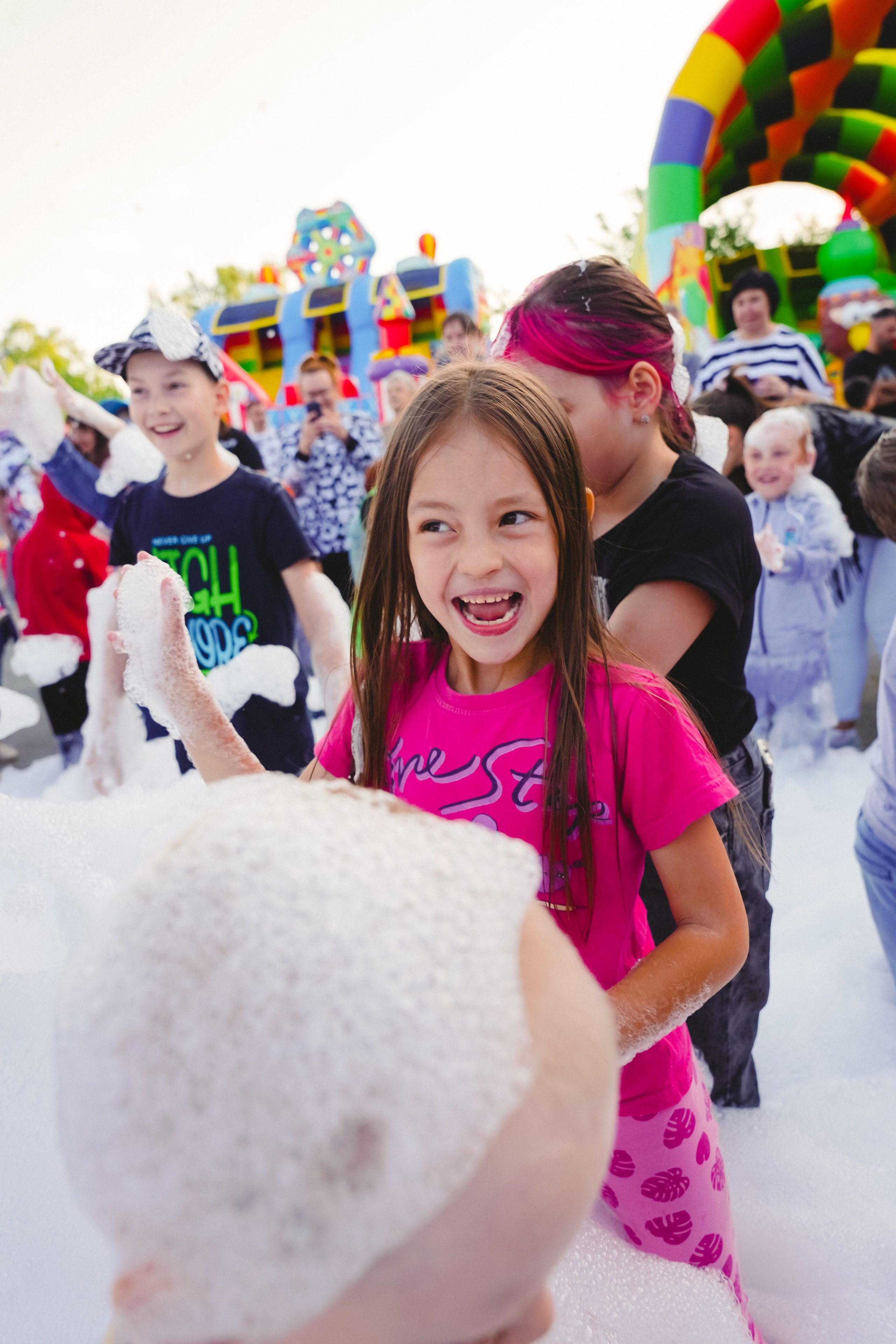 Открытие парка аттракционов «Галактика развлечений». Фотограф в детский сад в Екатеринбурге, выпускные альбомы Юлия Умерова