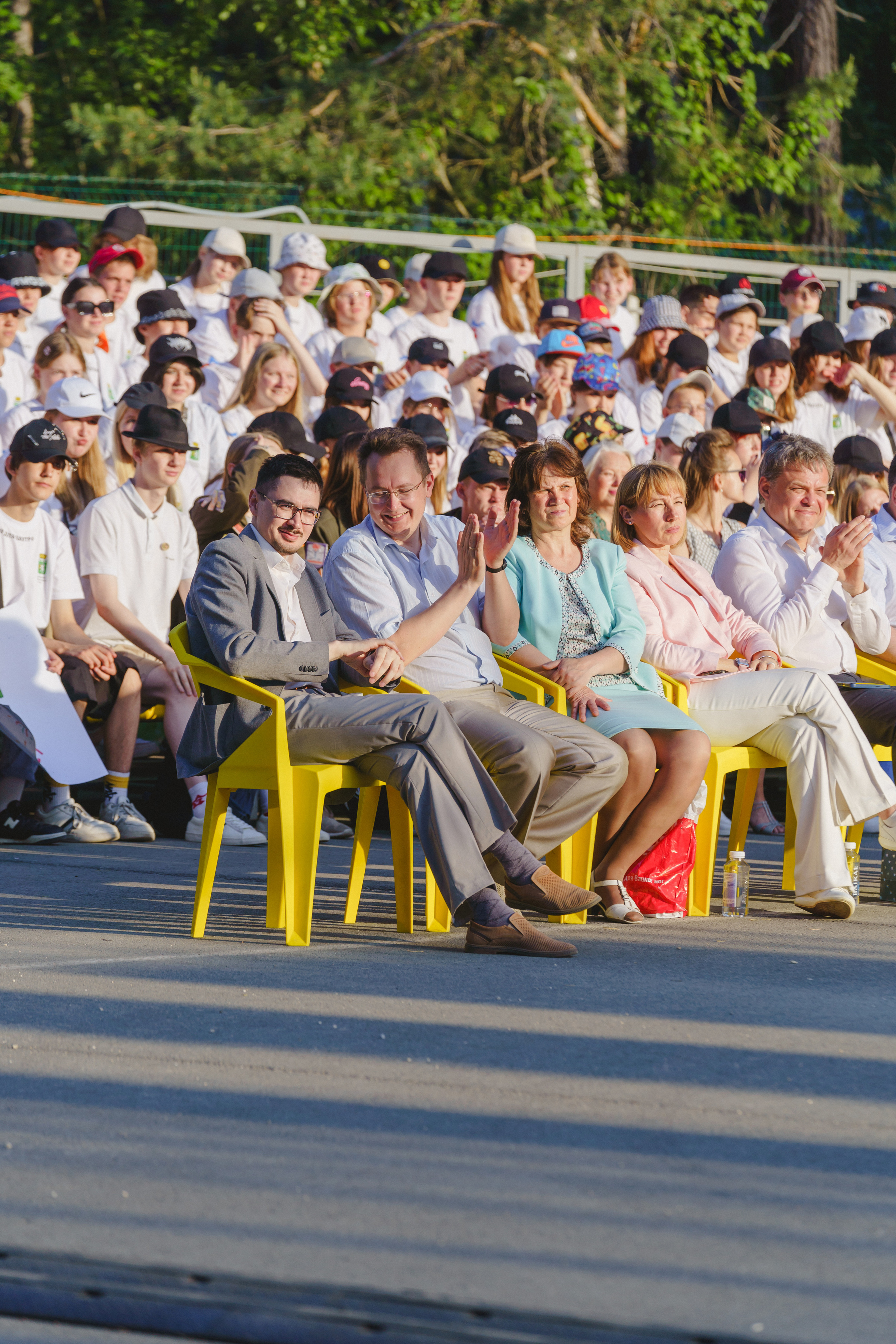 Юбилей БМАУ ДЗОЛ «Зарница». Фотограф в детский сад в Екатеринбурге, выпускные альбомы Юлия Умерова