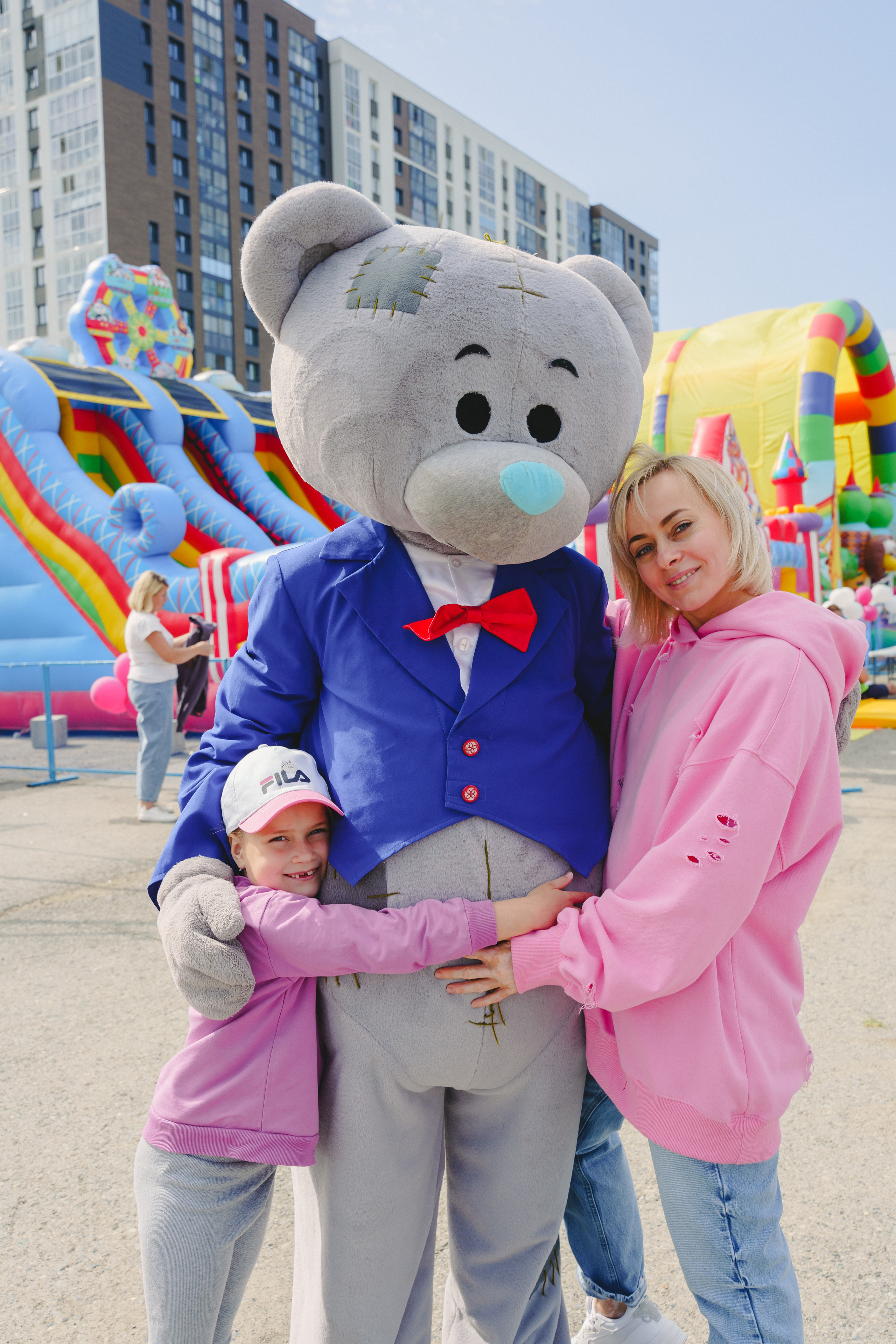 Открытие парка аттракционов «Галактика развлечений». Фотограф в детский сад в Екатеринбурге, выпускные альбомы Юлия Умерова