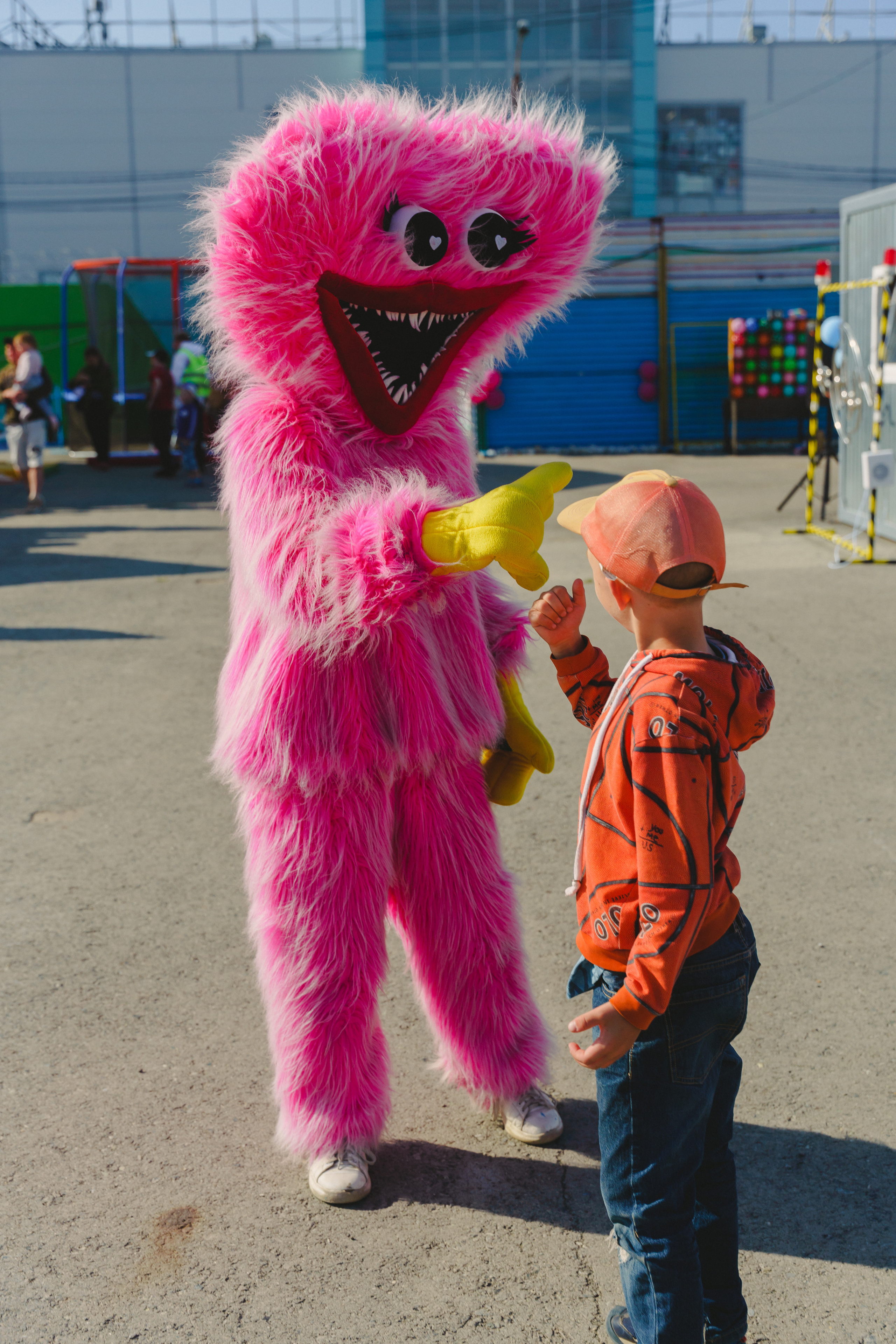 Открытие парка аттракционов «Галактика развлечений». Фотограф в детский сад в Екатеринбурге, выпускные альбомы Юлия Умерова