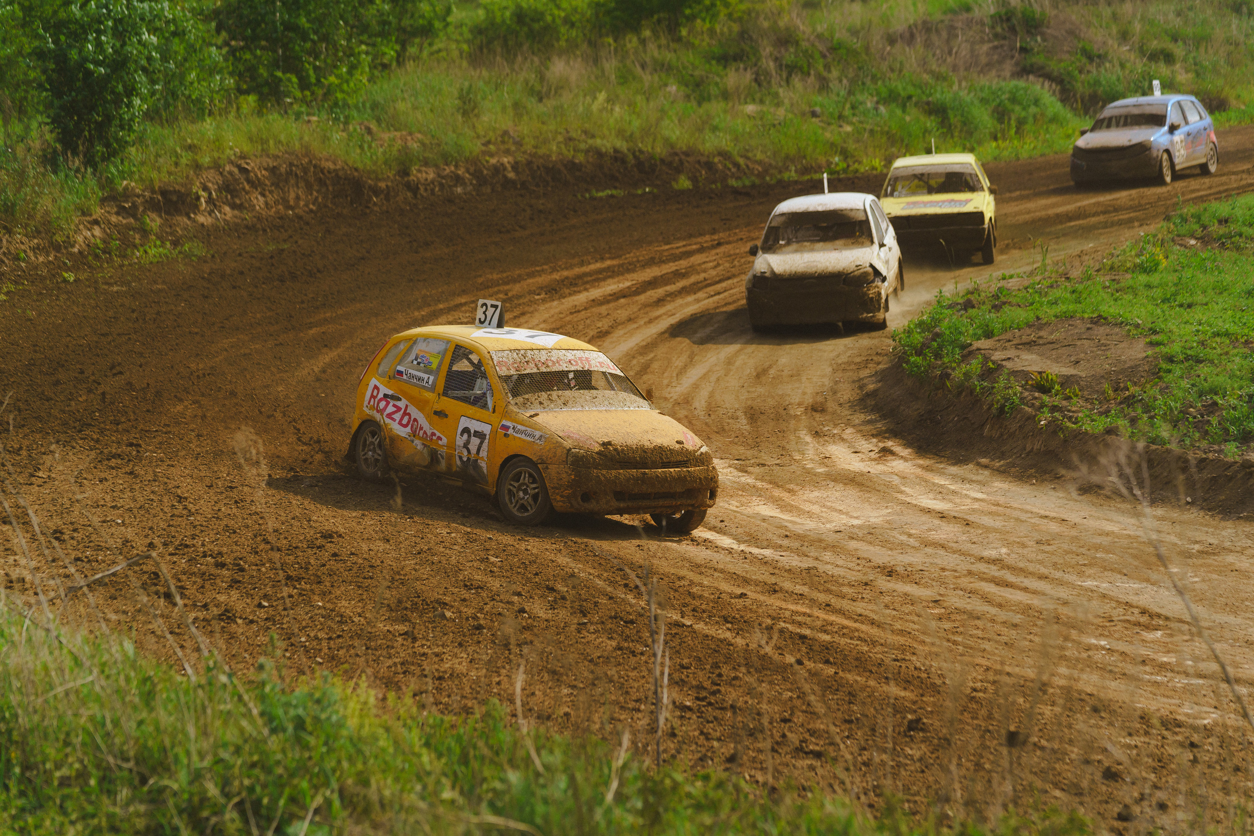 Автокросс Березовский. Фотограф Камиль Умеров. Фотограф в детский сад в Екатеринбурге, выпускные альбомы Юлия Умерова