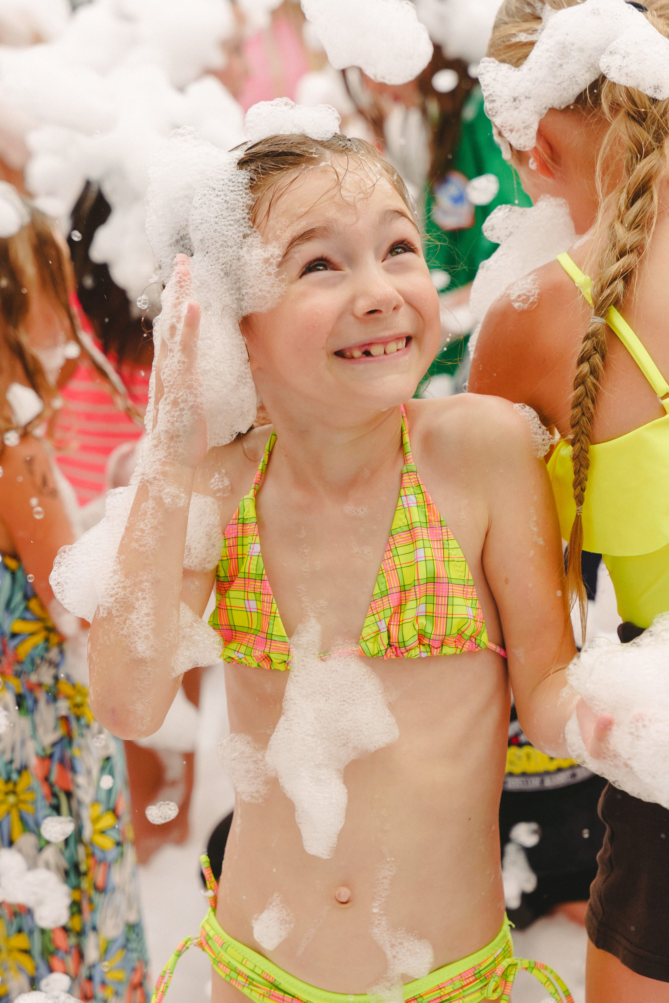 Пена — ПАТИ «Галактика развлечений» и «УК КОТ». Фотограф в детский сад в Екатеринбурге, выпускные альбомы Юлия Умерова