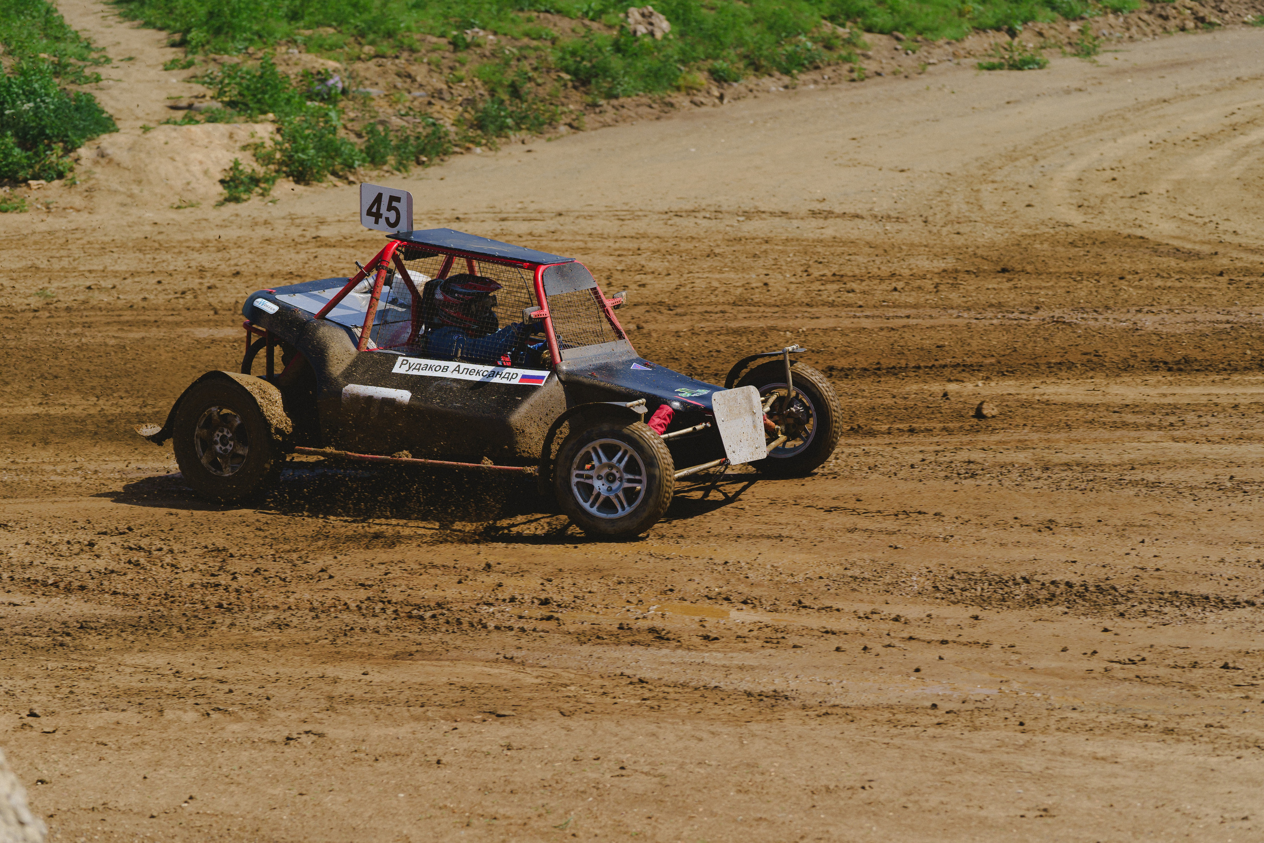 Автокросс Березовский. Фотограф Камиль Умеров. Фотограф в детский сад в Екатеринбурге, выпускные альбомы Юлия Умерова