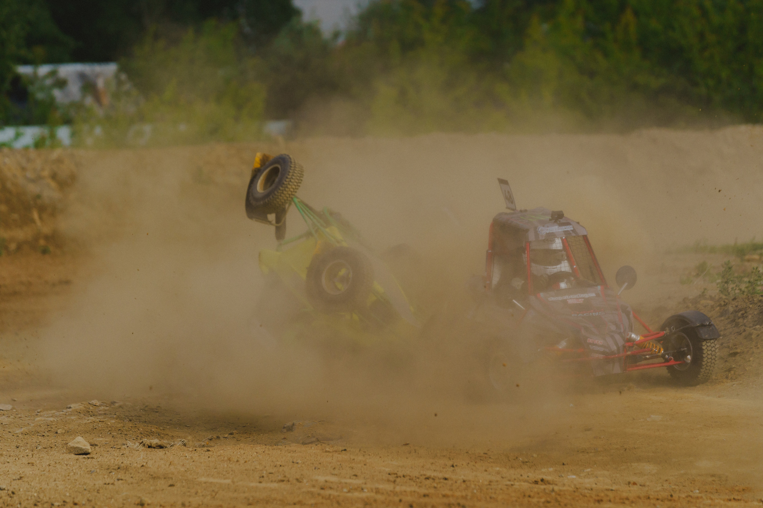 Автокросс Березовский. Фотограф Камиль Умеров. Фотограф в детский сад в Екатеринбурге, выпускные альбомы Юлия Умерова