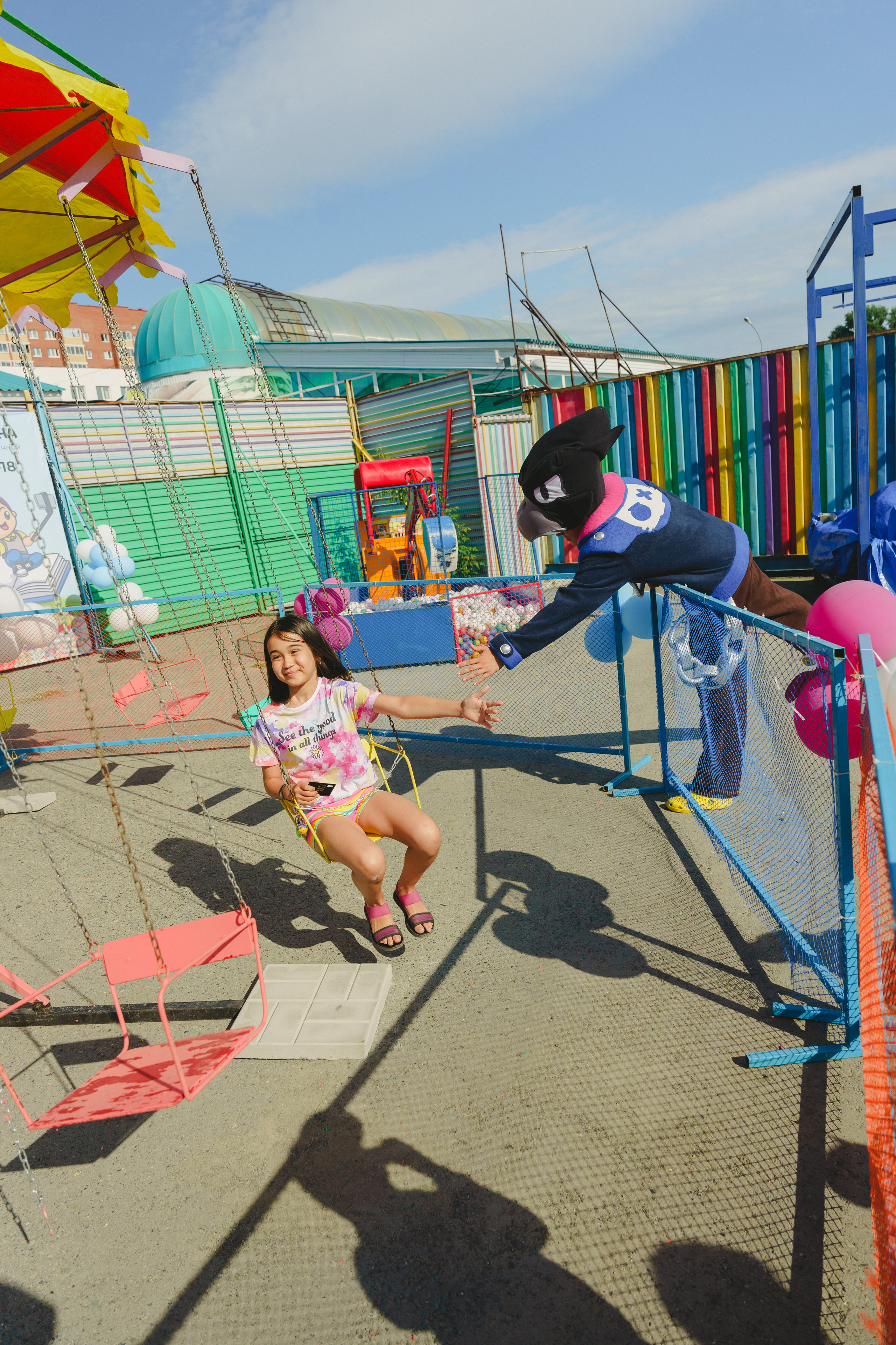 Открытие парка аттракционов «Галактика развлечений». Фотограф в детский сад в Екатеринбурге, выпускные альбомы Юлия Умерова