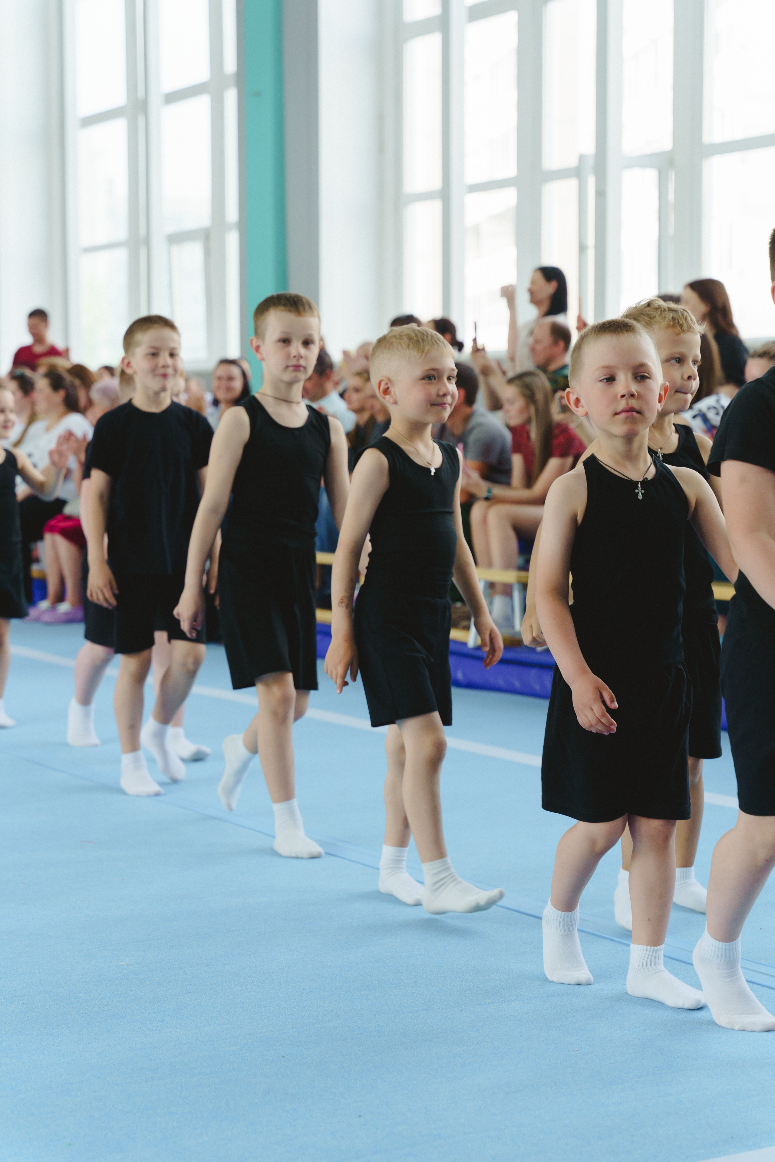 Межрегиональные соревнования по спортивной акробатике «Киндер Сюрприз». Фотограф в детский сад в Екатеринбурге, выпускные альбомы Юлия Умерова