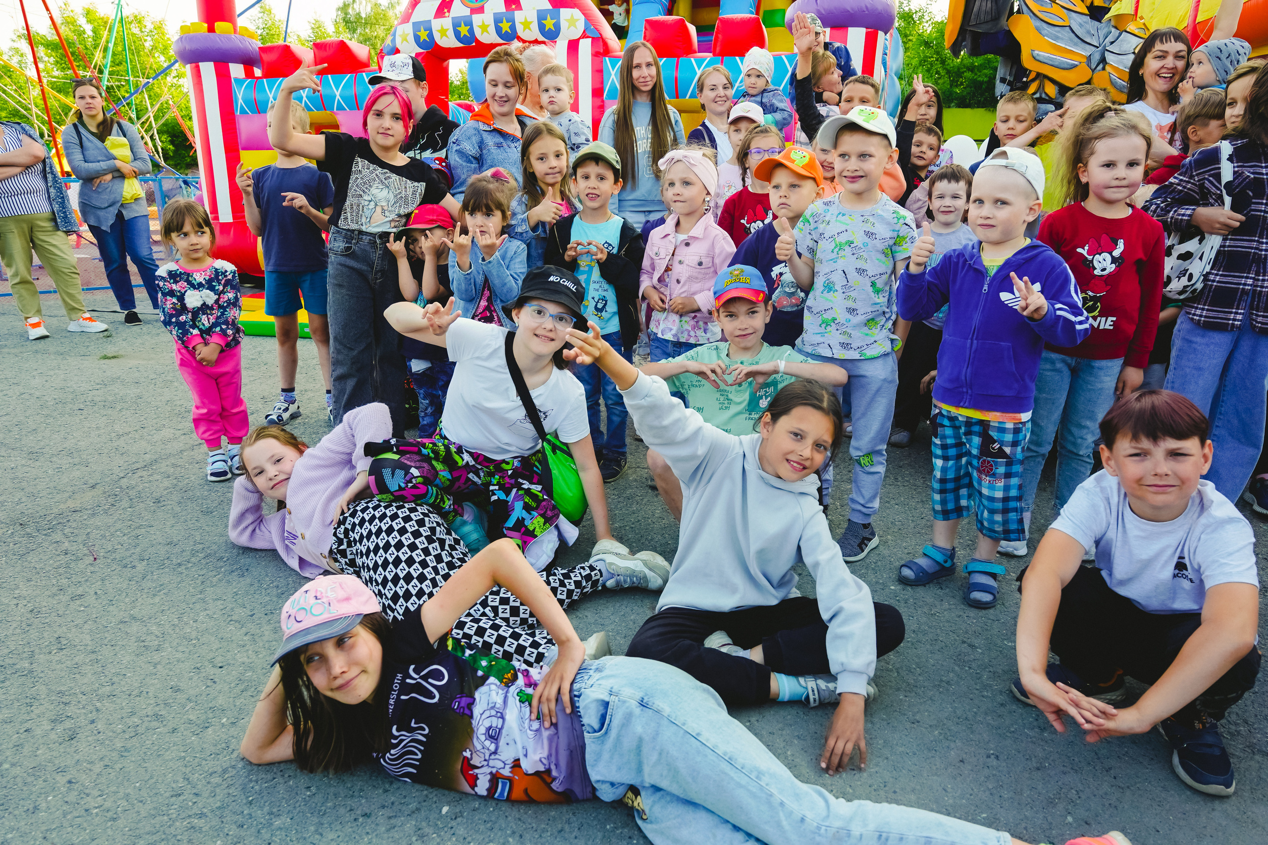 Открытие парка аттракционов «Галактика развлечений». Фотограф в детский сад в Екатеринбурге, выпускные альбомы Юлия Умерова
